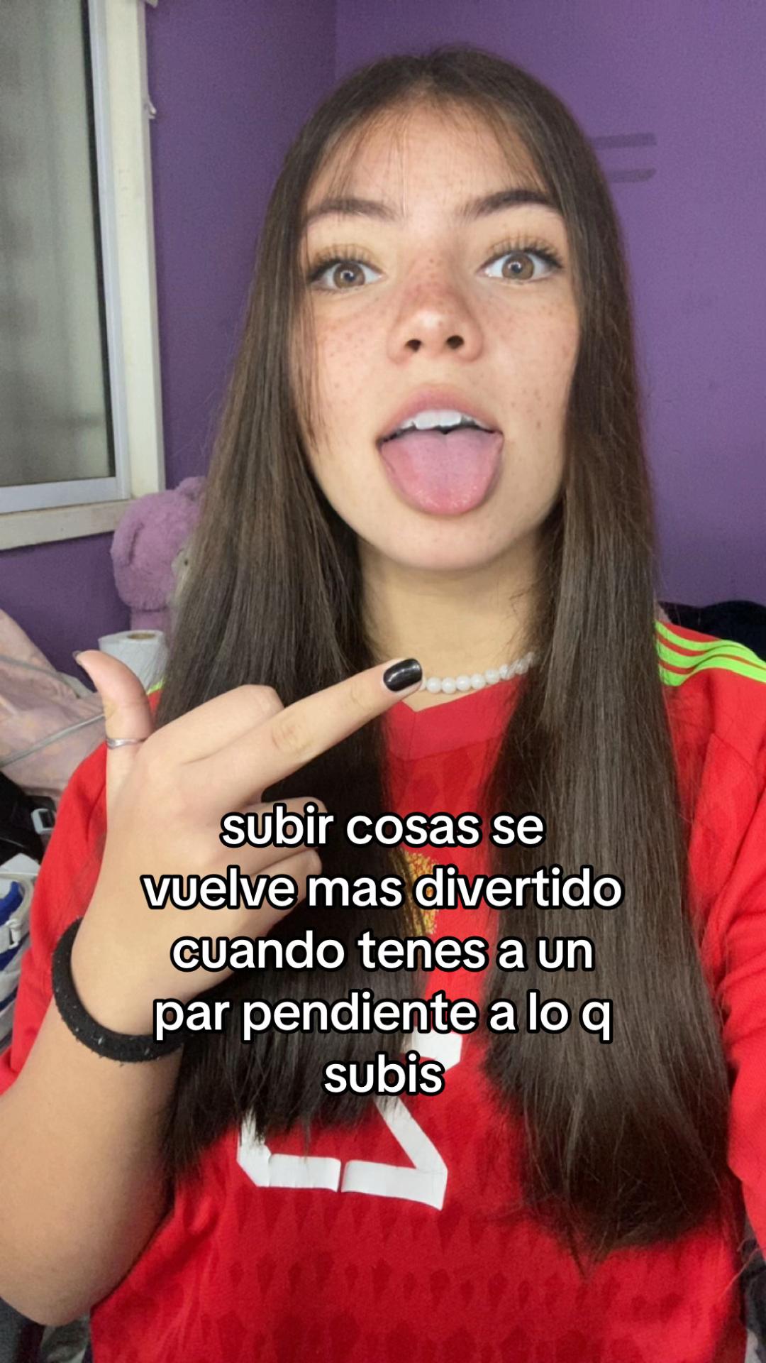 @candelaperonolaquequema💜