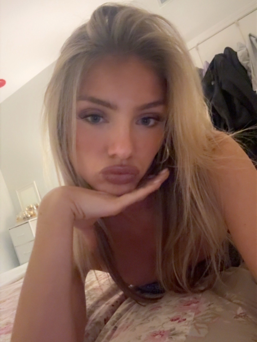 @🤫