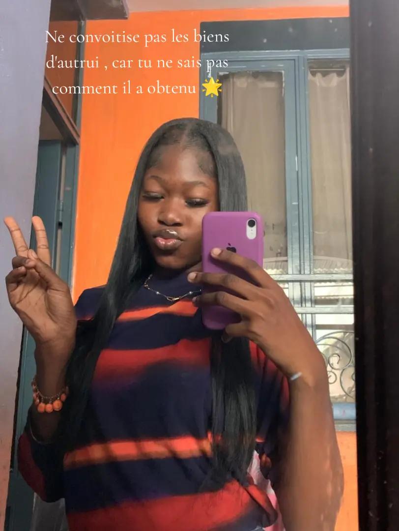 @OLIVIA 🌸