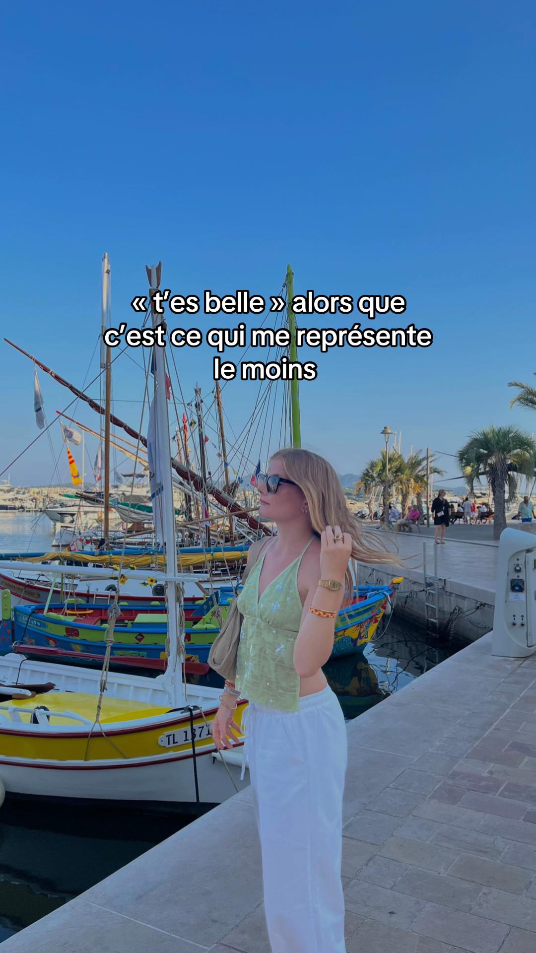 @𝓹𝓪𝓾𝓵𝓲𝓷𝓮 ☆