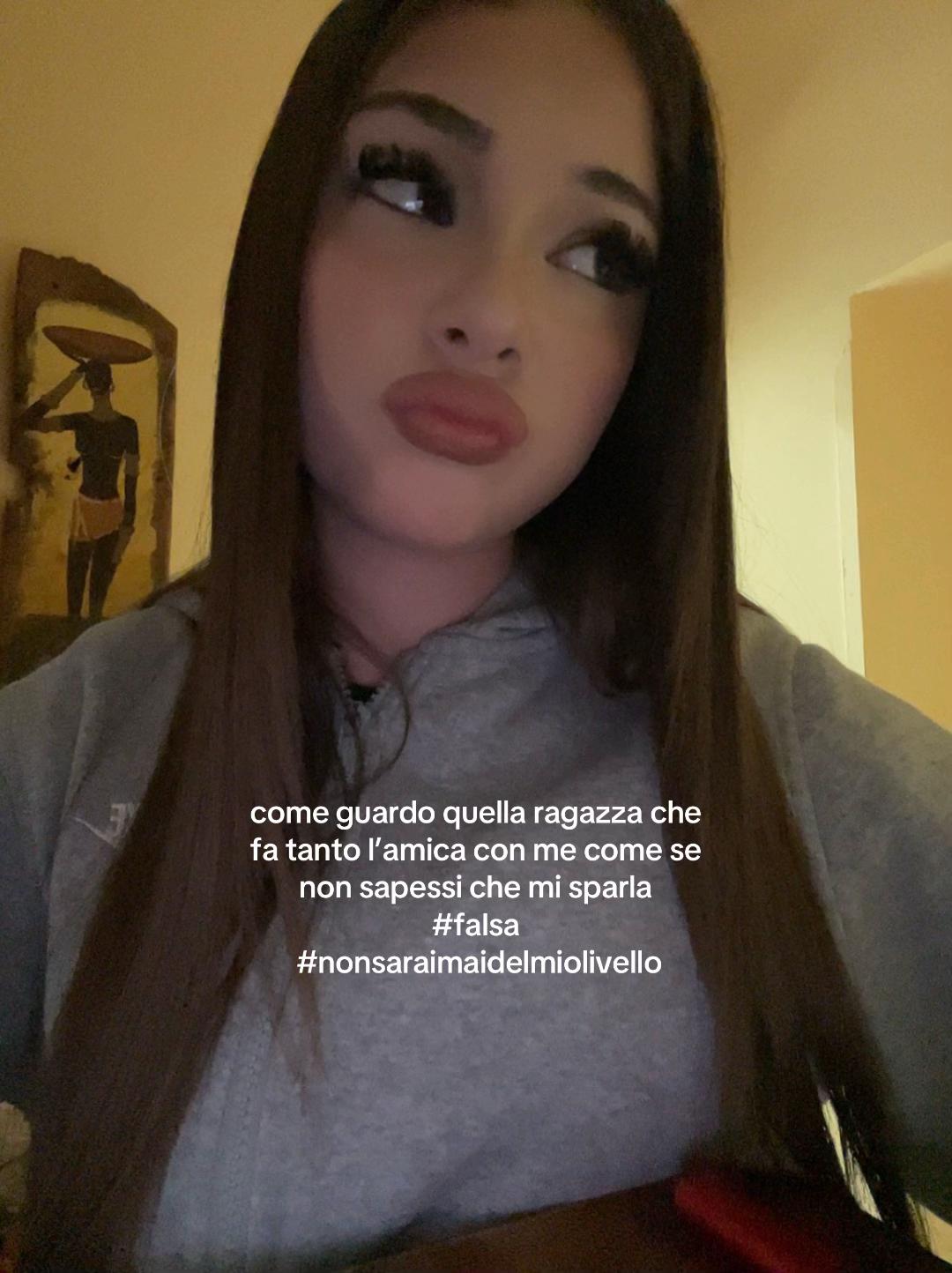 @👸