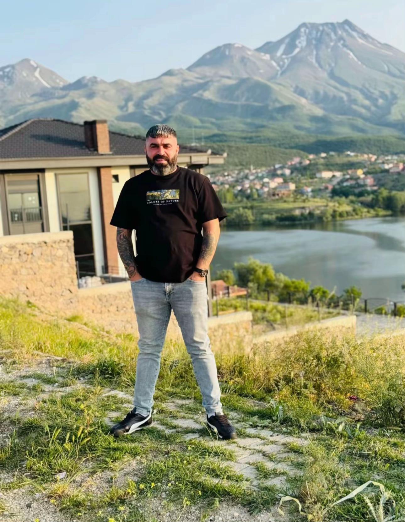 @Ekrem Bayrak21 ✌️