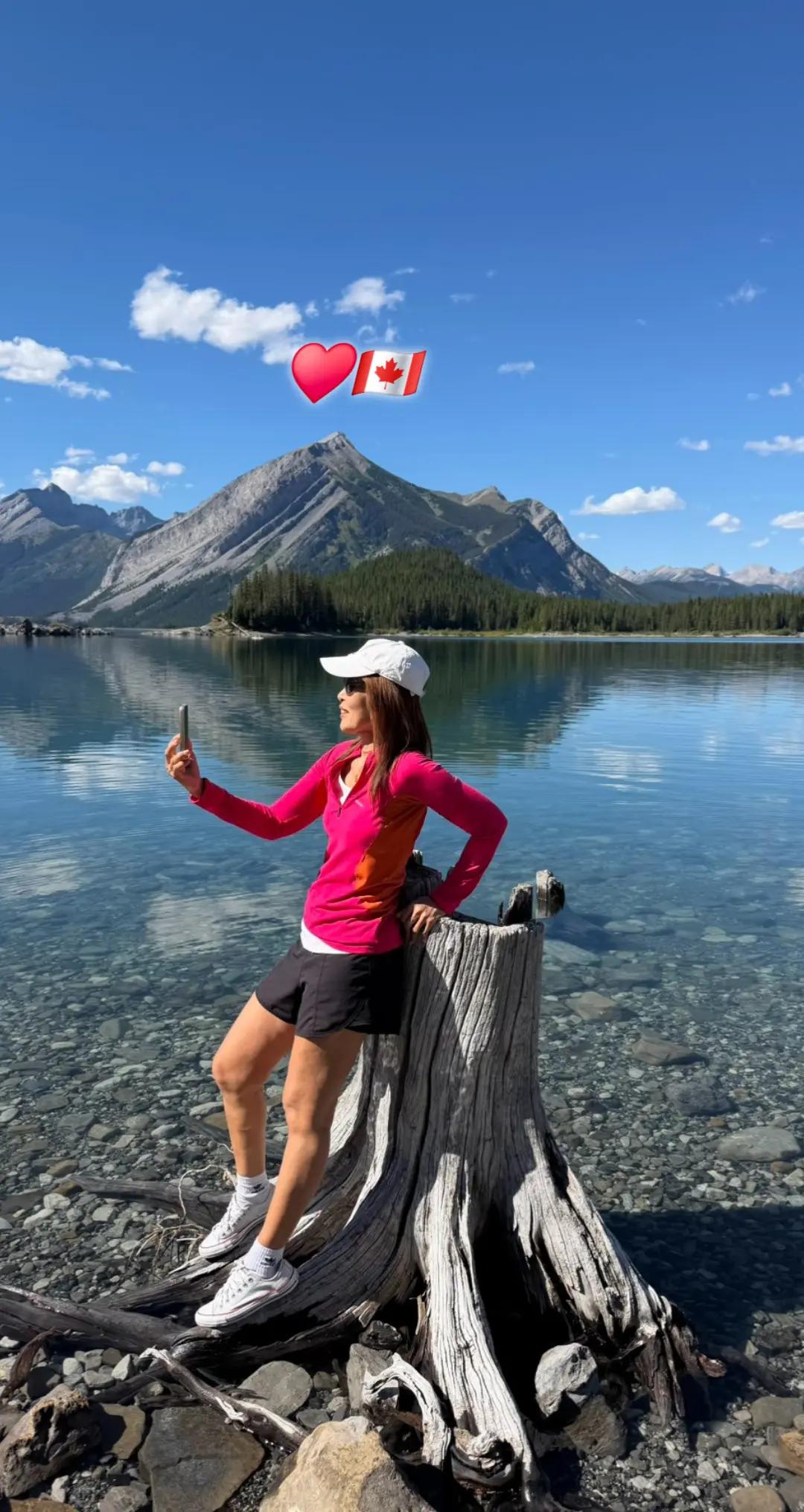 @Aana🇨🇦🇹🇭