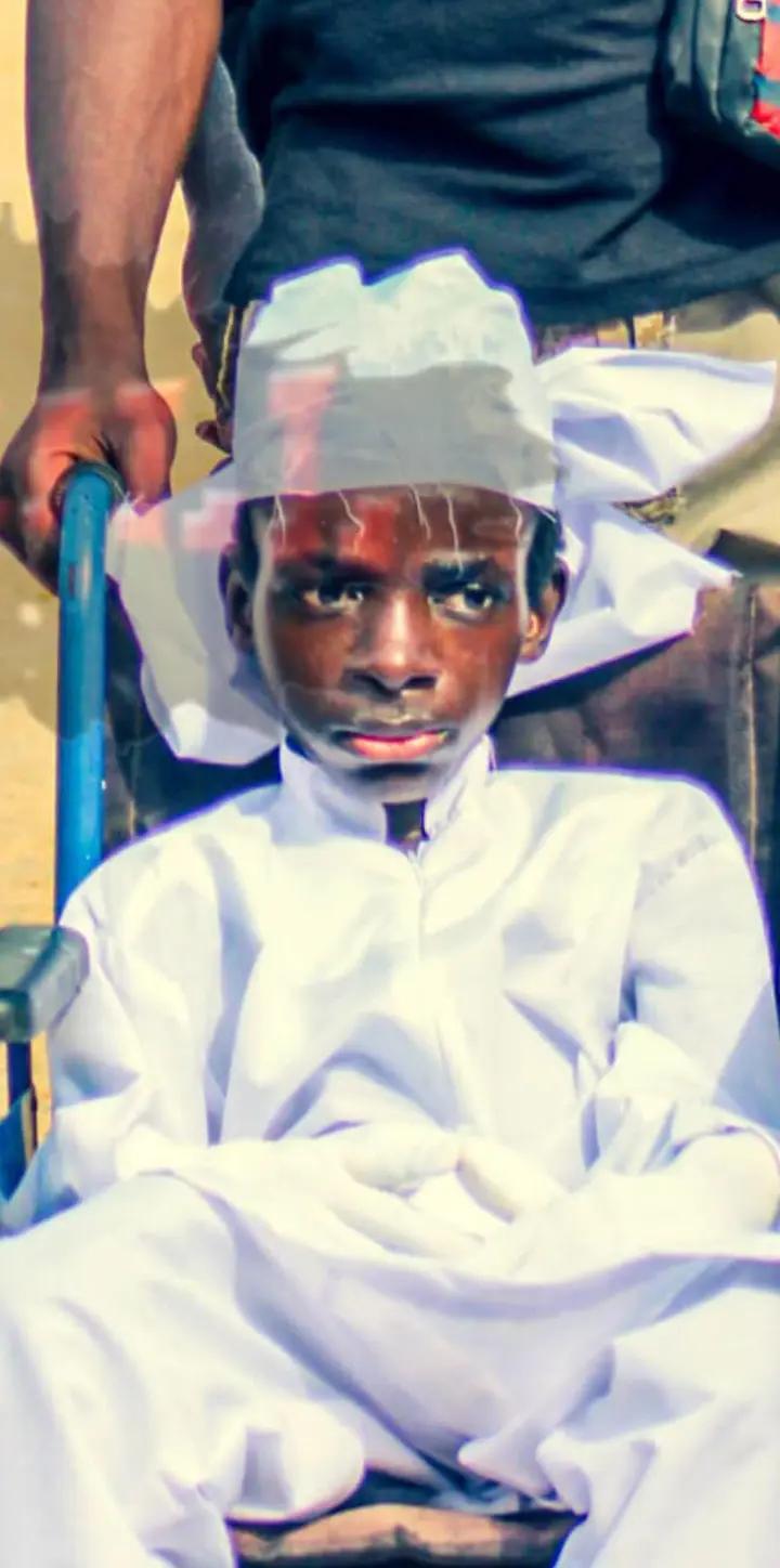 @MAMECHEIKH MBAYE