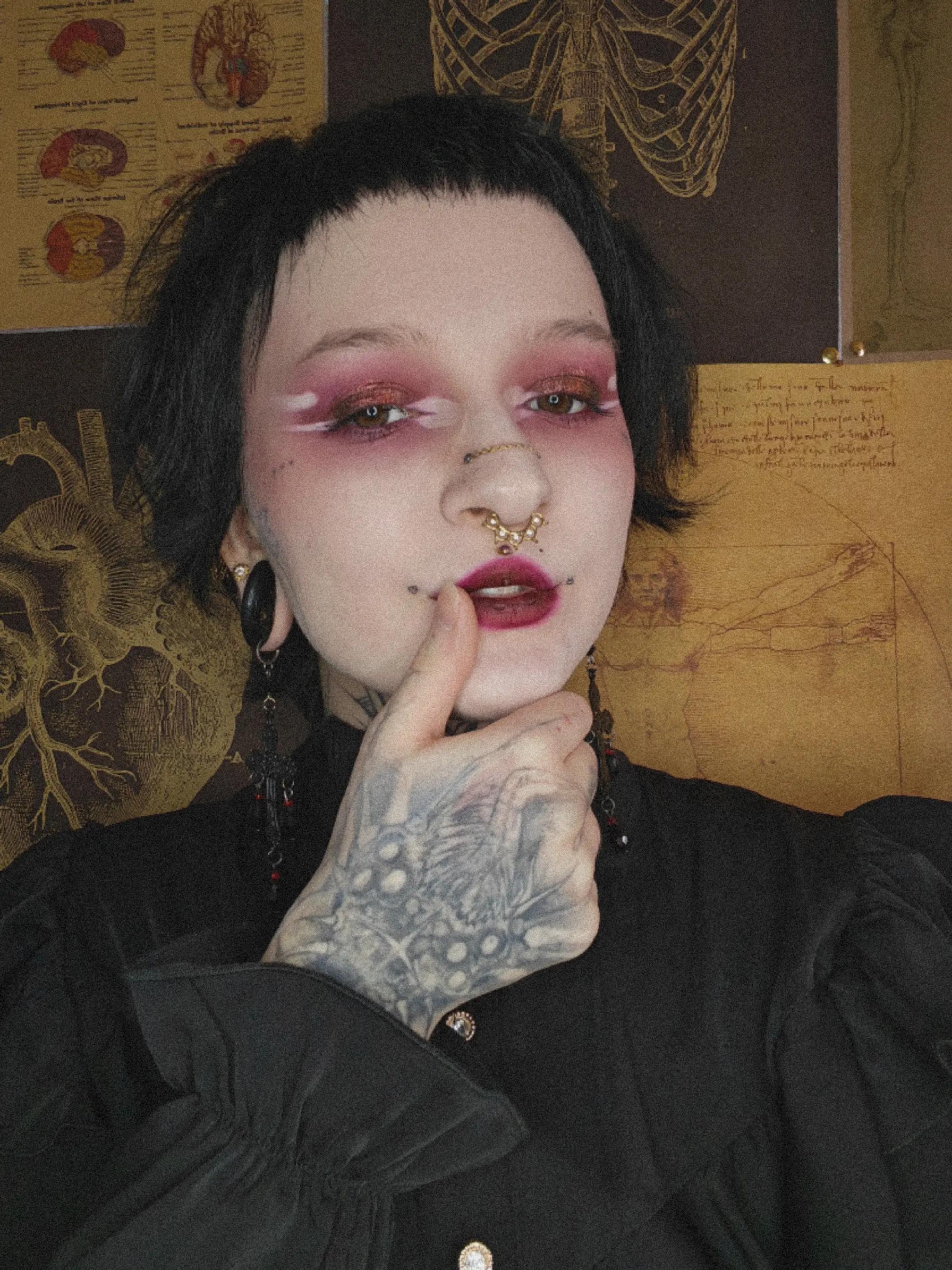 @rotten.candy?
