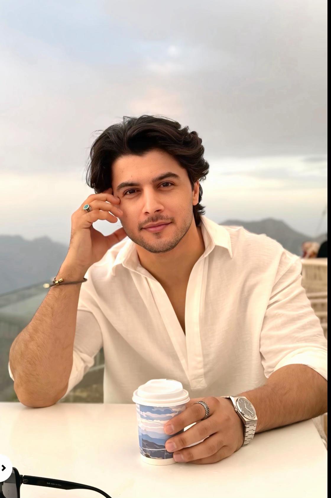 @sheraz_khan27