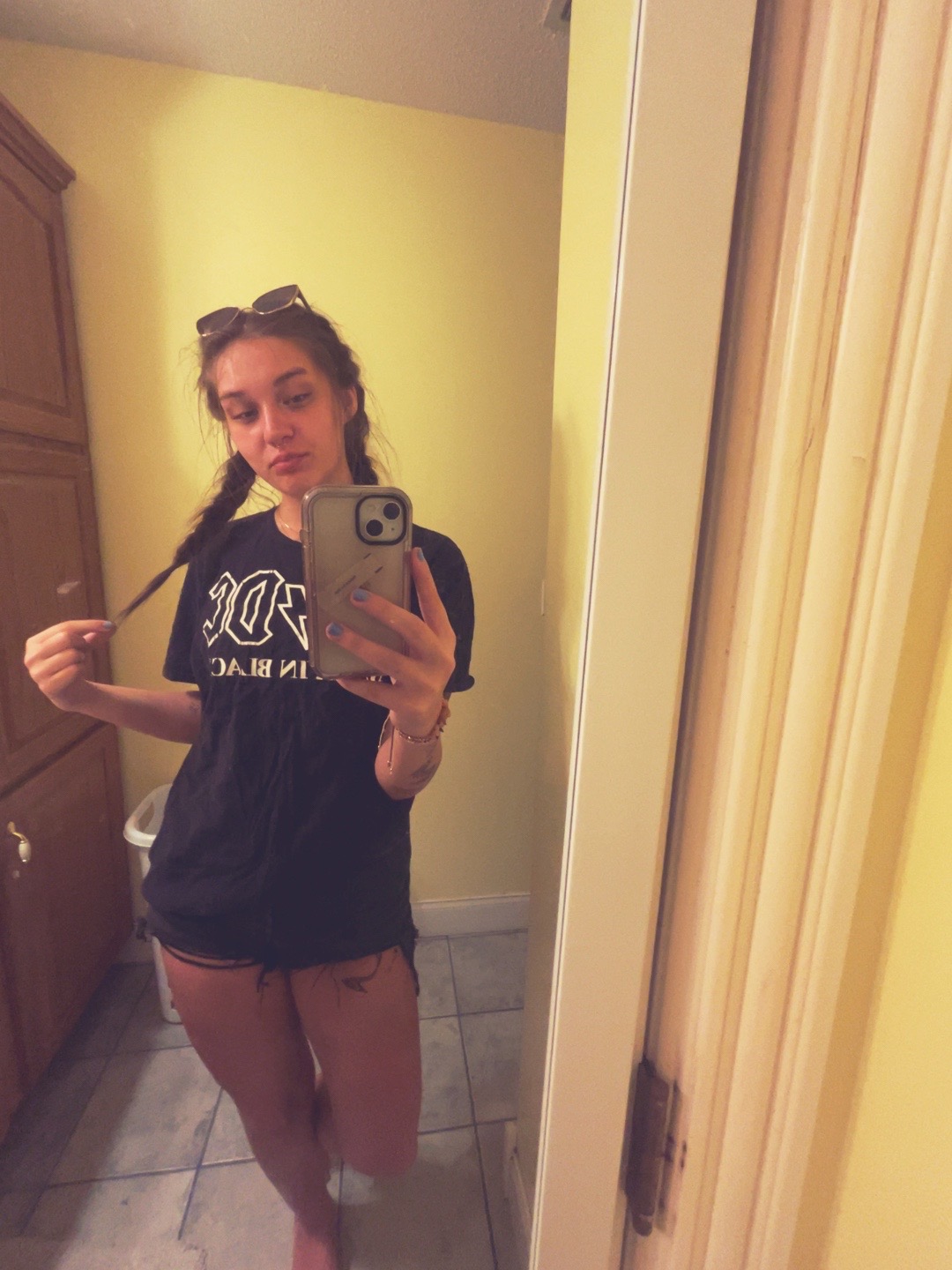@raeee🕸️