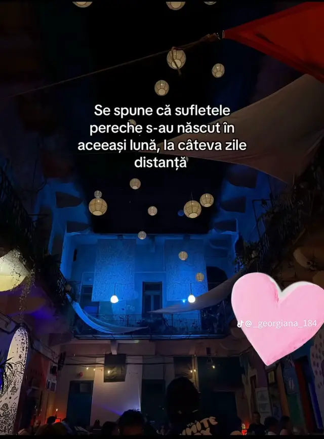 @C R L🖤