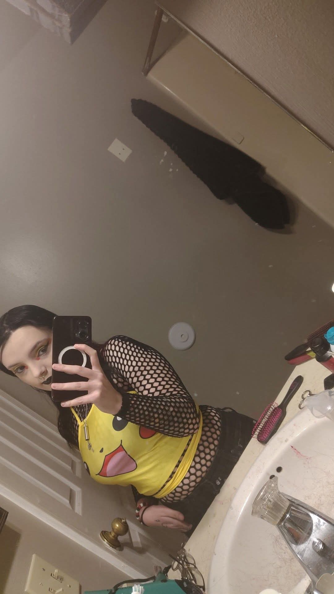 @demongirl13xx