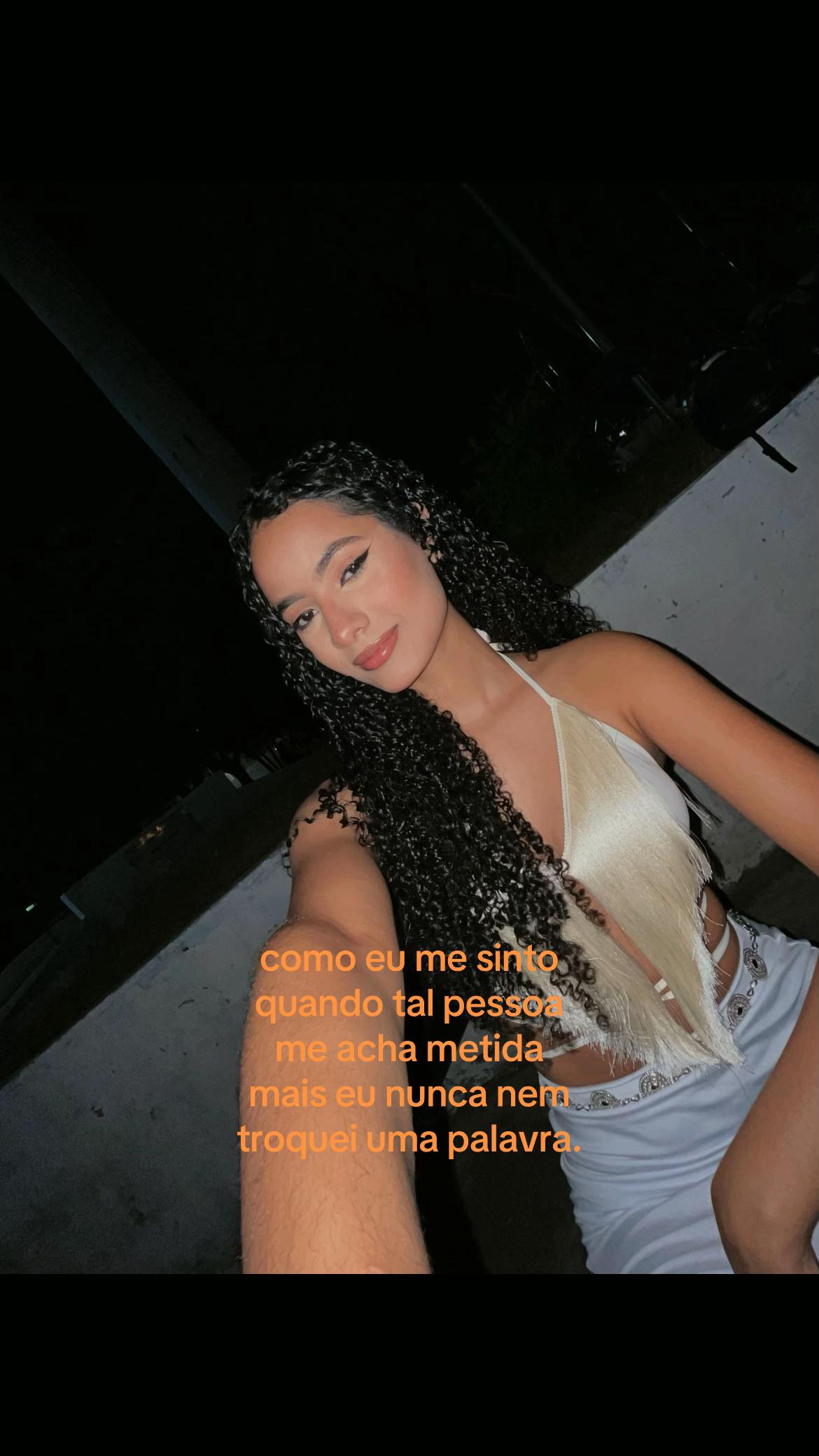 @lavinyaa.