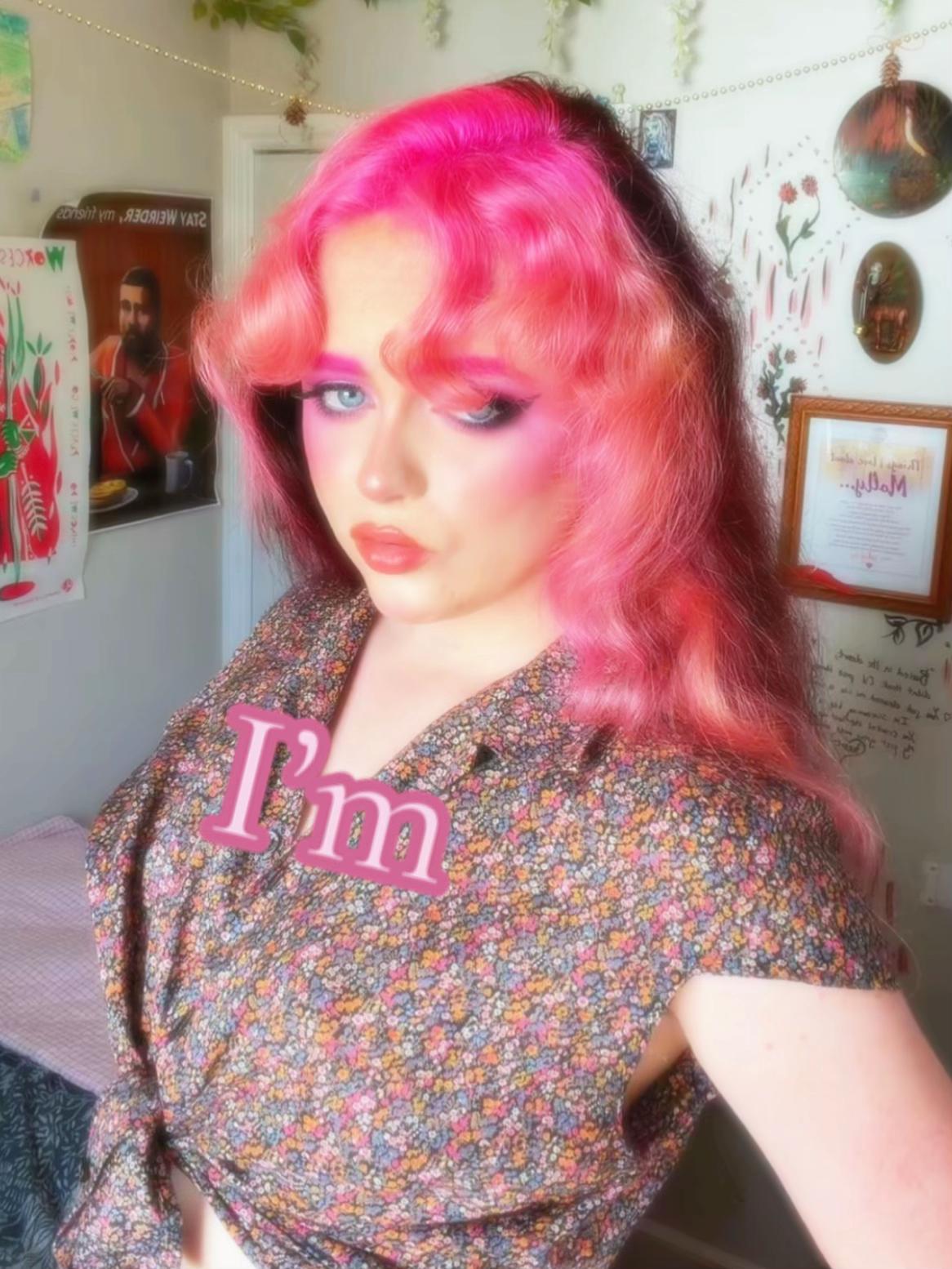@Smolly
