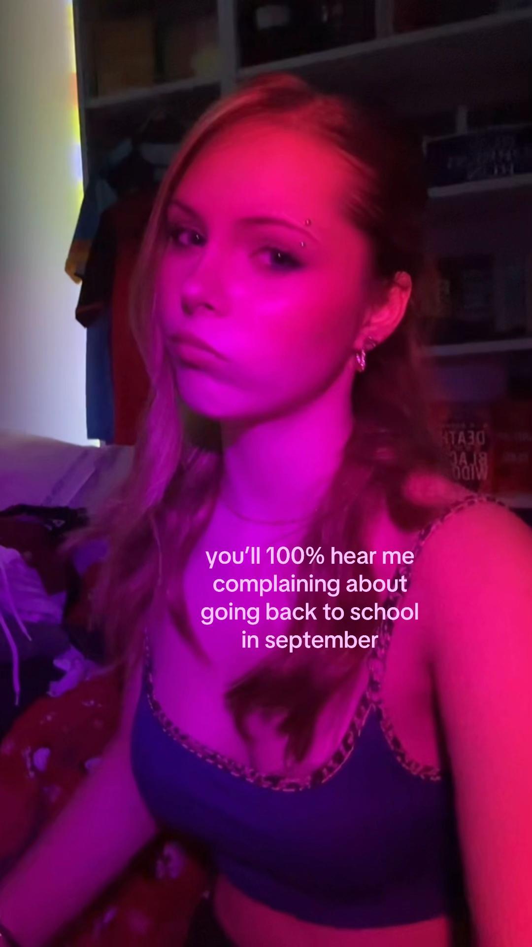 @𝑒𝓁𝑜𝒾𝓈𝑒