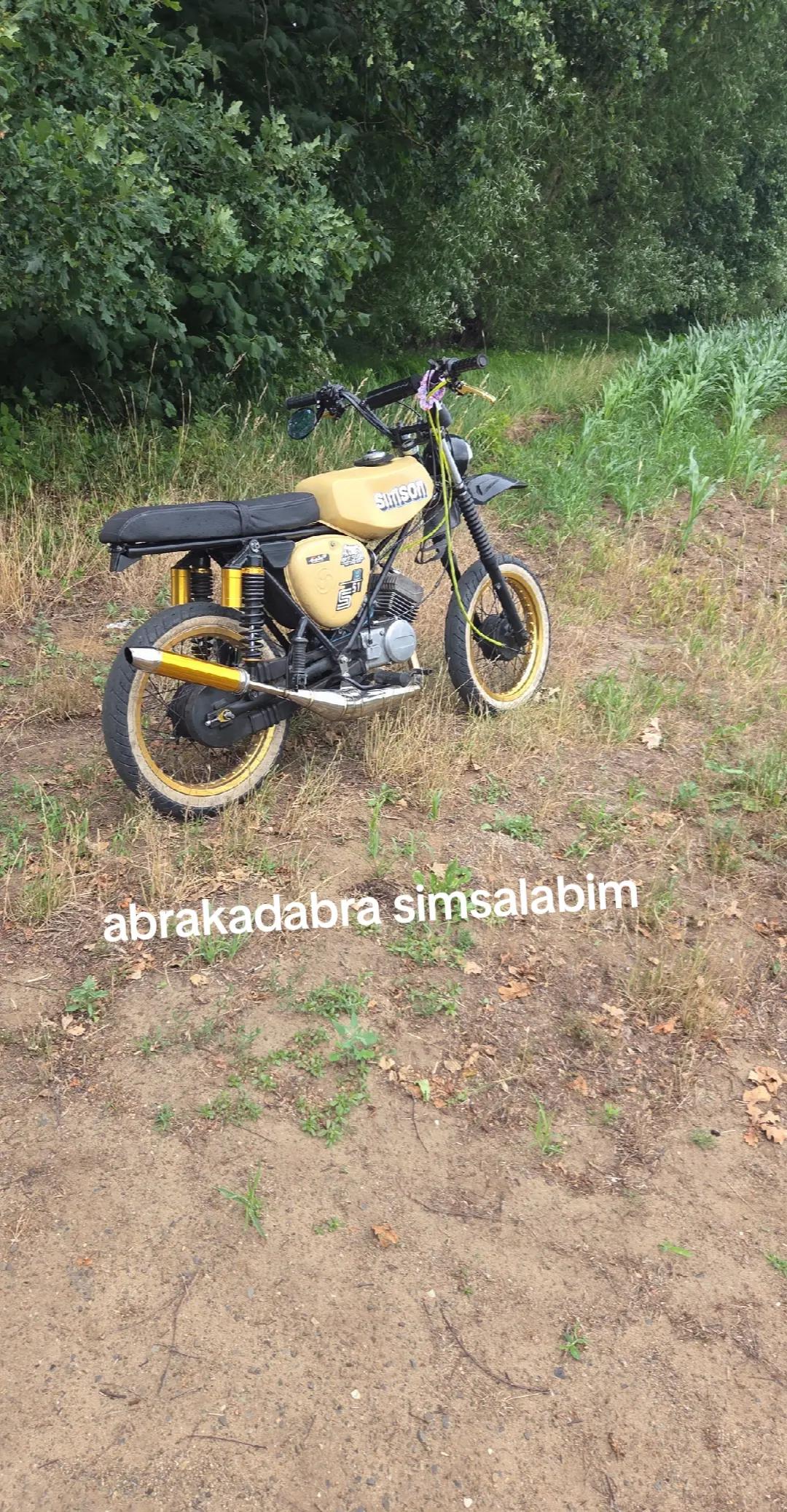 @mopedleon