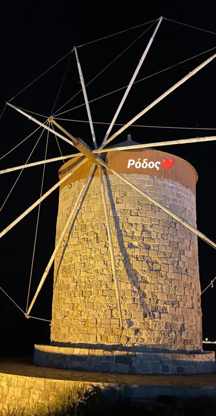 @Ρόδος Αγαπήσαμε μια άλλη εποχη