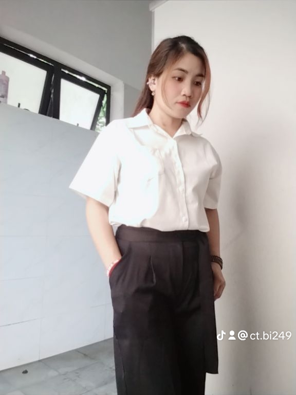 @L&ugrave;i Lại Ph&iacute;a Sau 💘