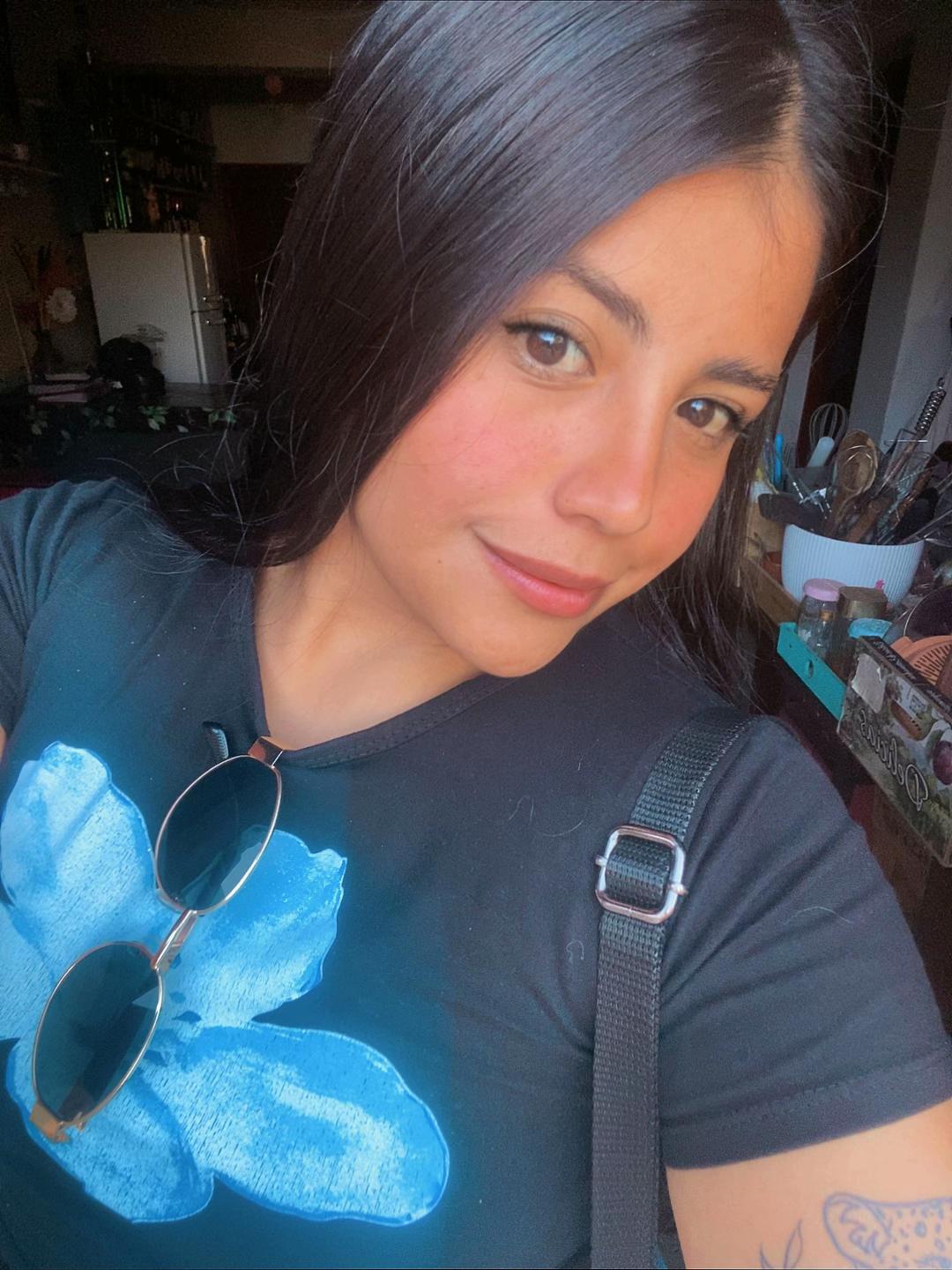 @Paula Castillo ๐