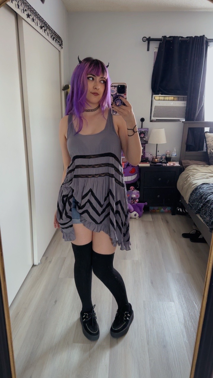 @creepyplum