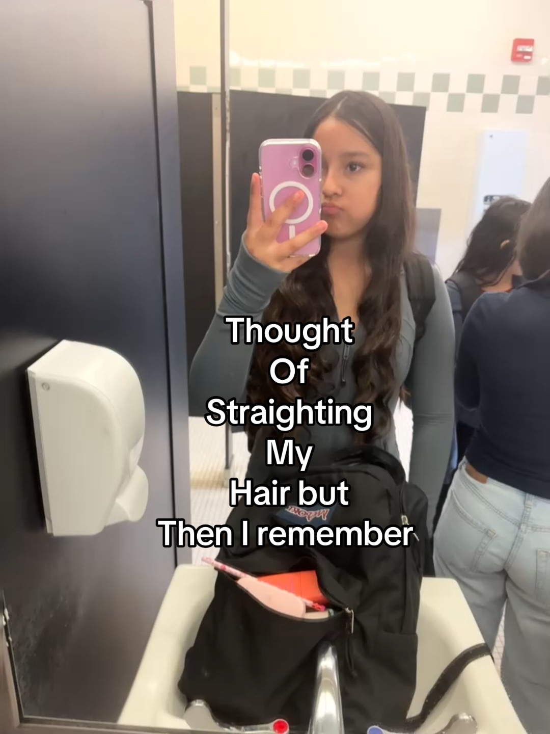 @Ximena🤍🥹