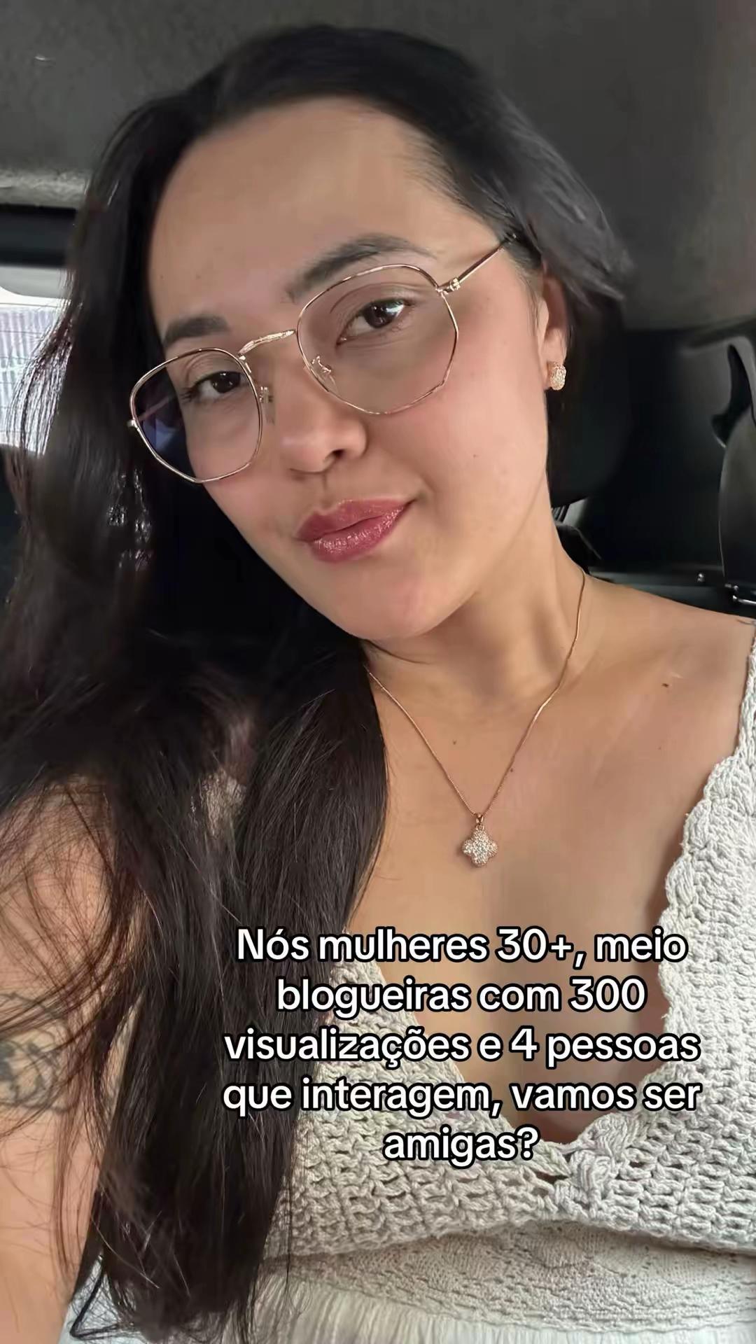 @Bibi29