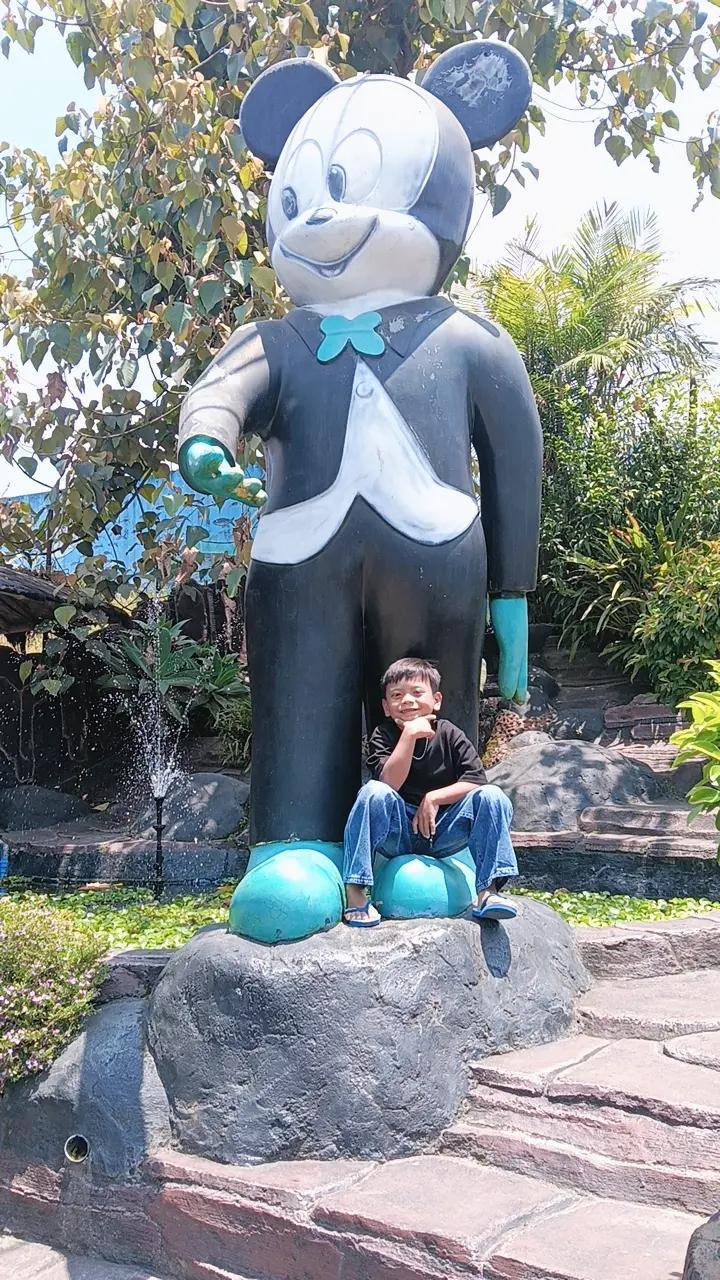 @Dewi Fortuna