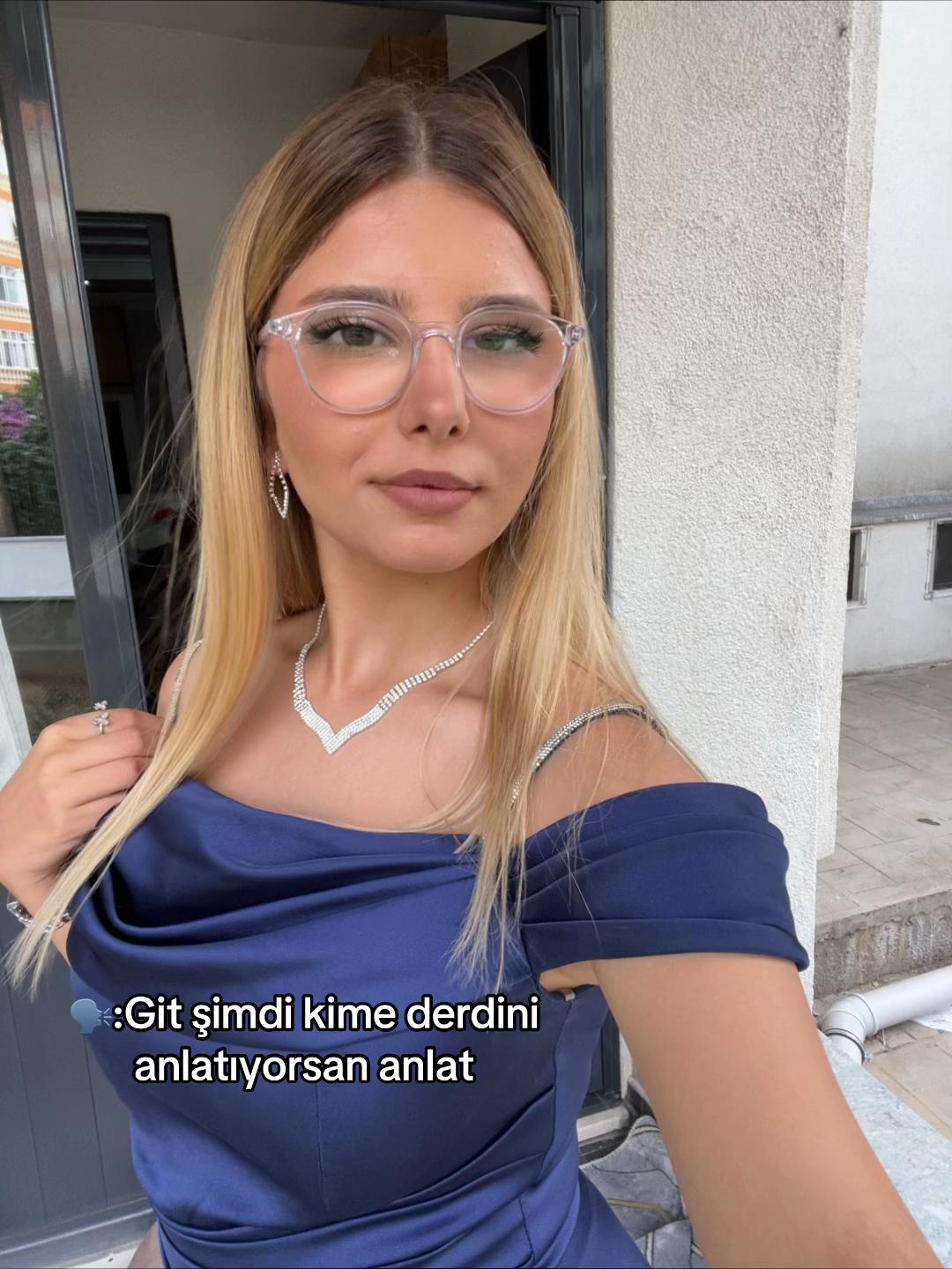 @semanurucrr_