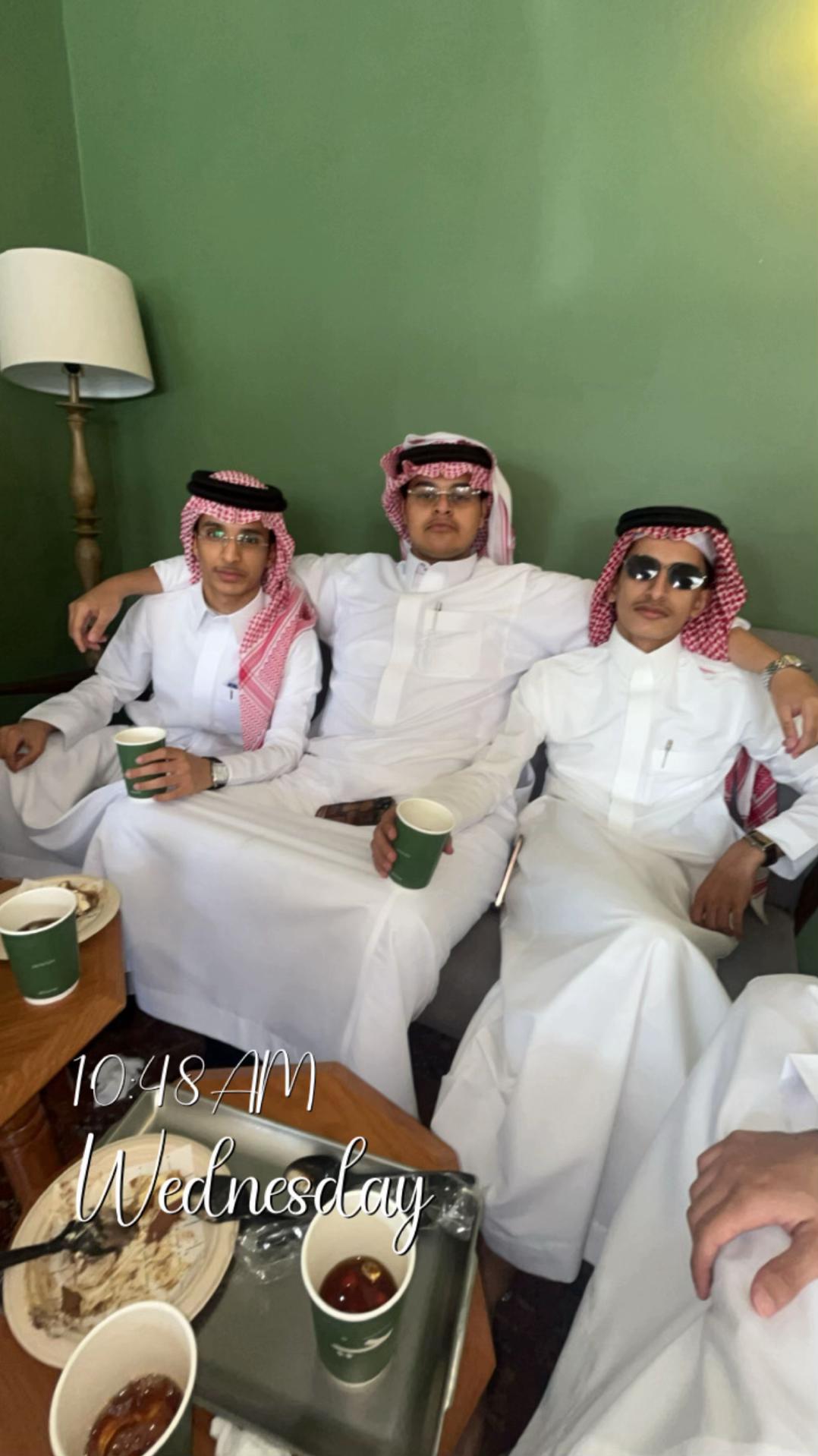 @عوال الثنويت✌🏻