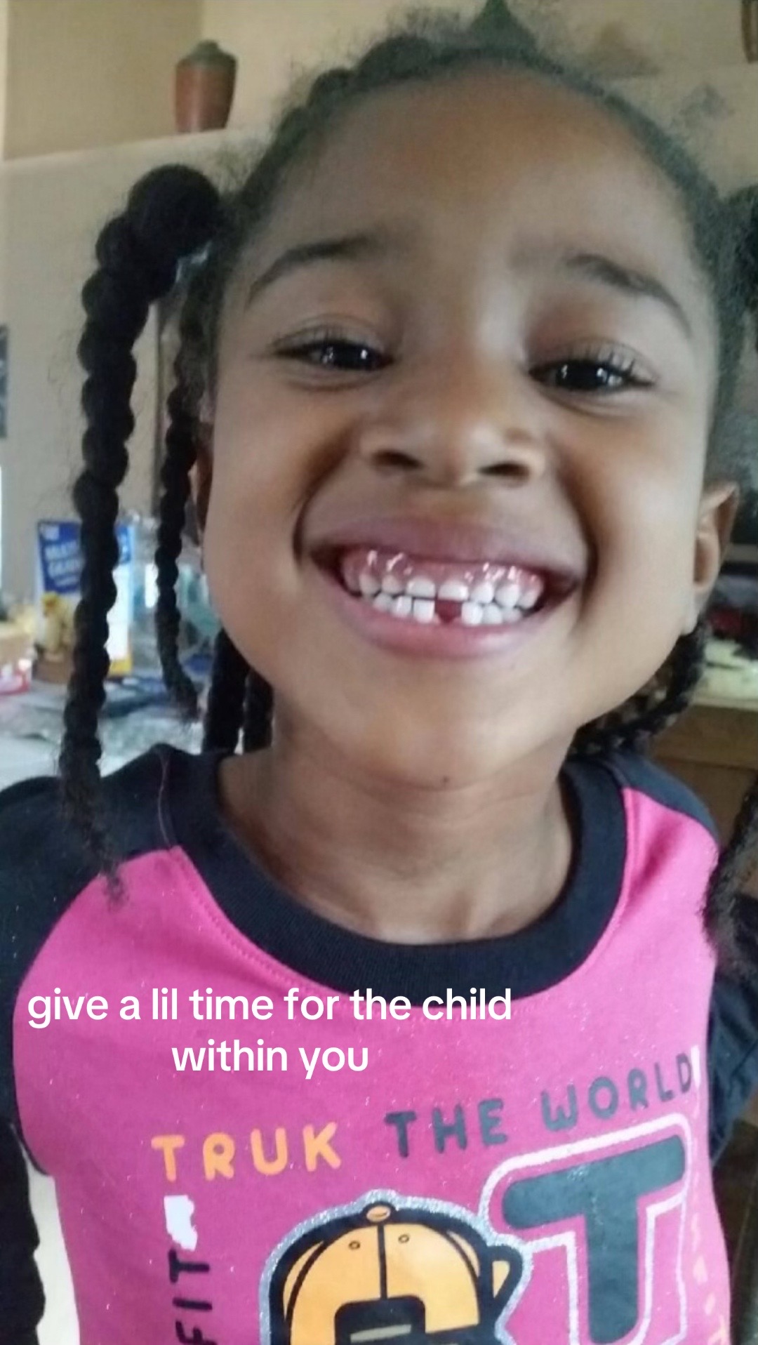 @femalesmurk