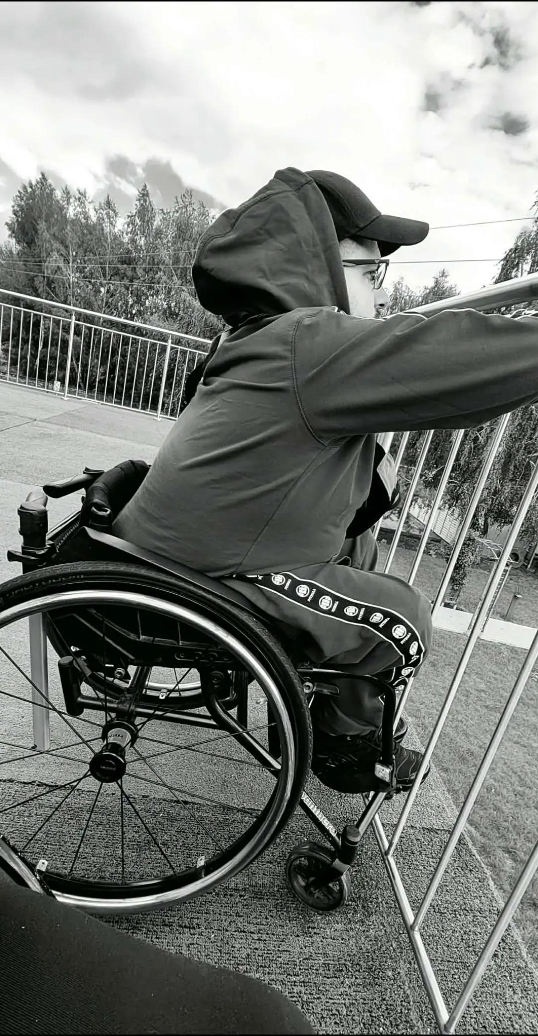 @♿️Sebastian♿️