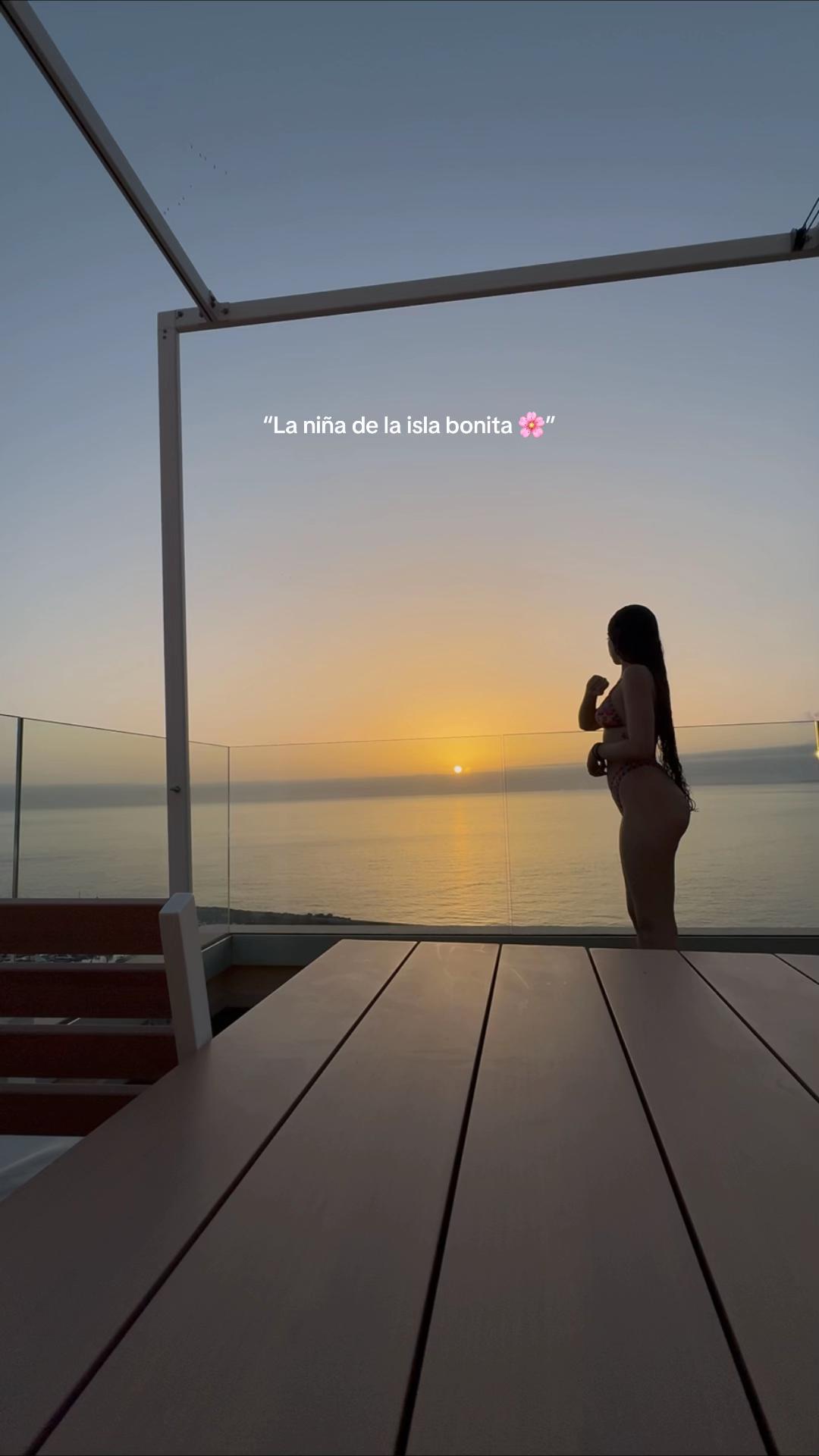 @Paula Ravelo