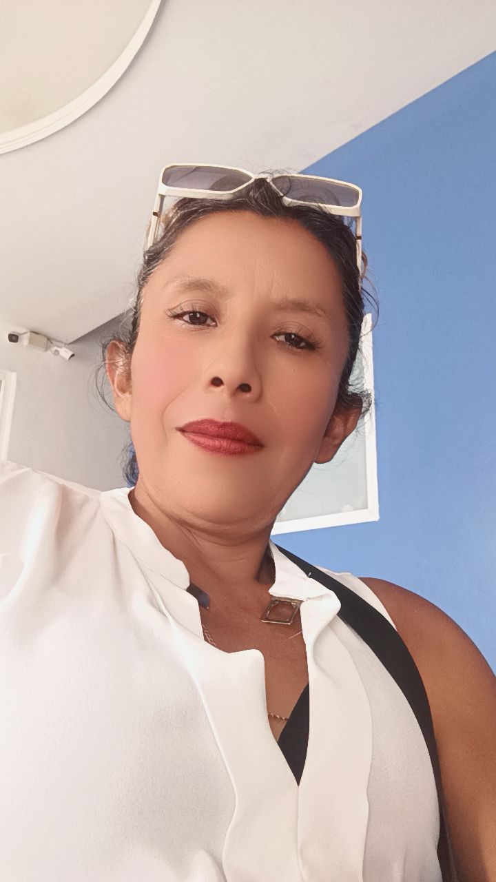 @Lola Juarez