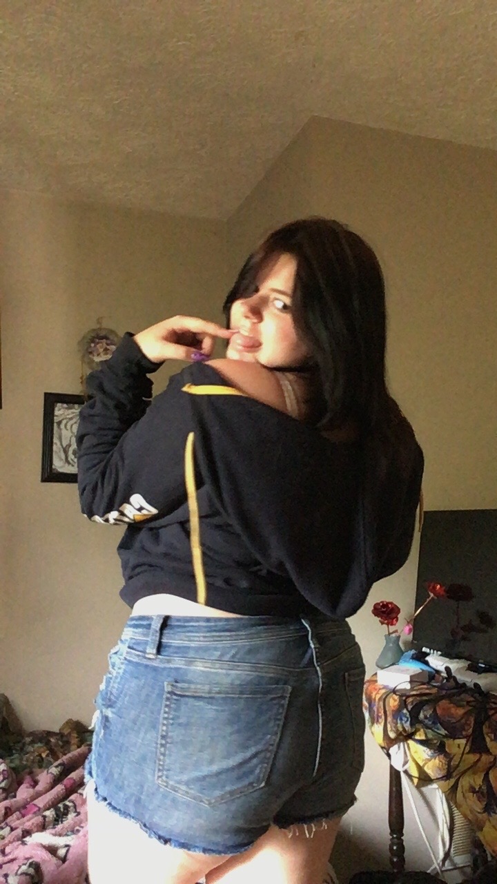 @halesbemefrlovingonme