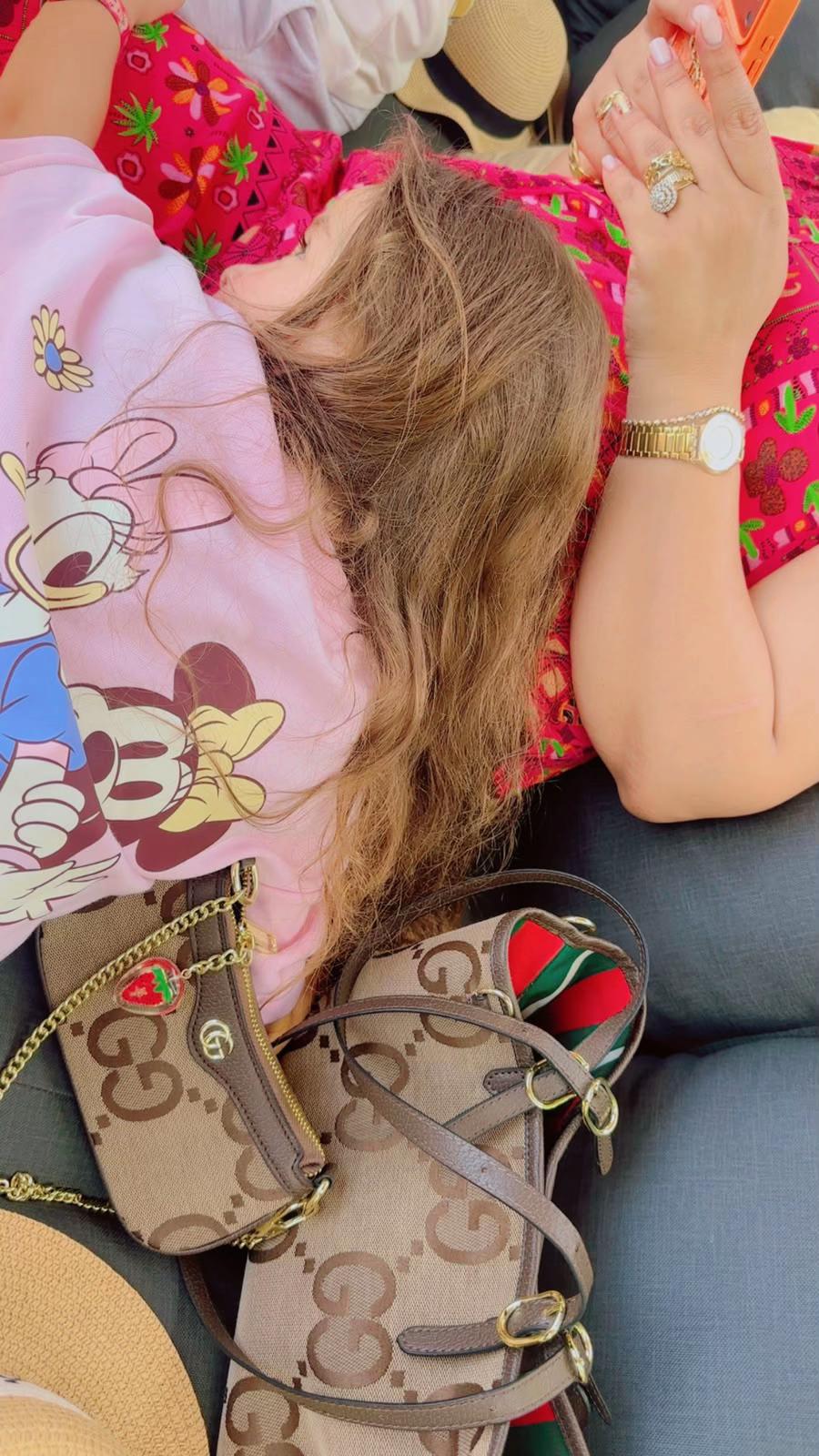@هميزات هالة