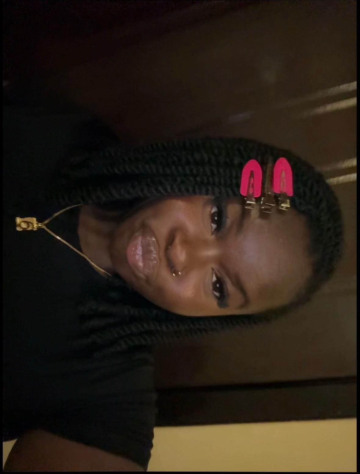 @ShortTeena🦦.