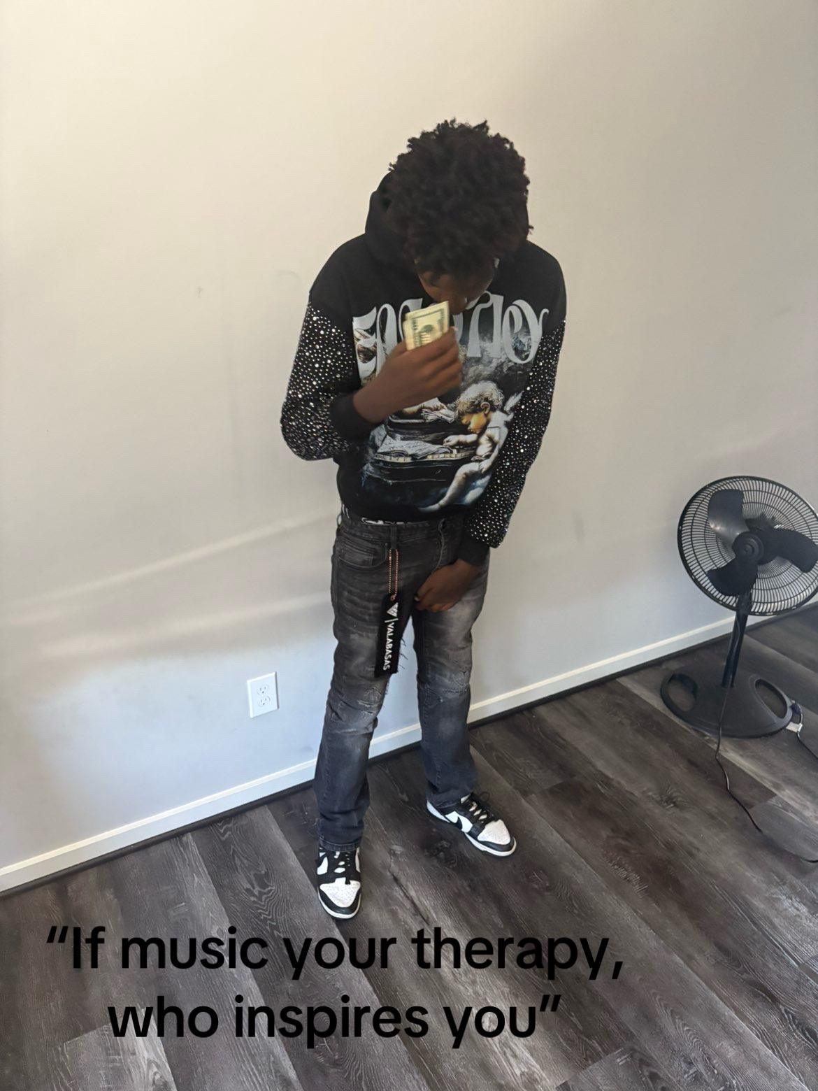 @Jay🫩
