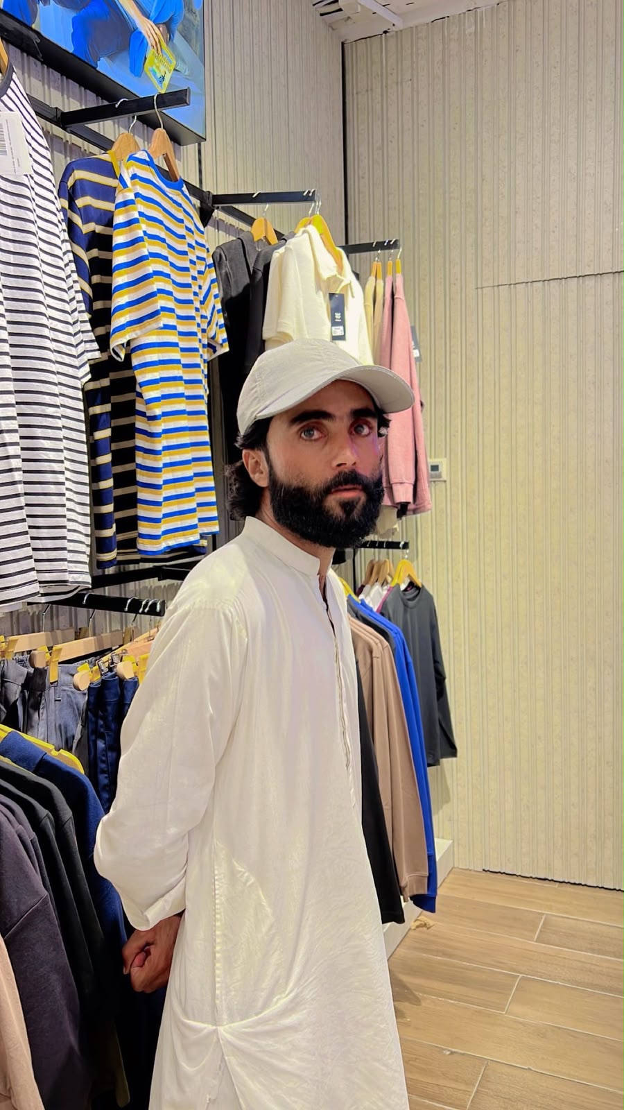 @👑کیپٹن گورگین سمالانی👑