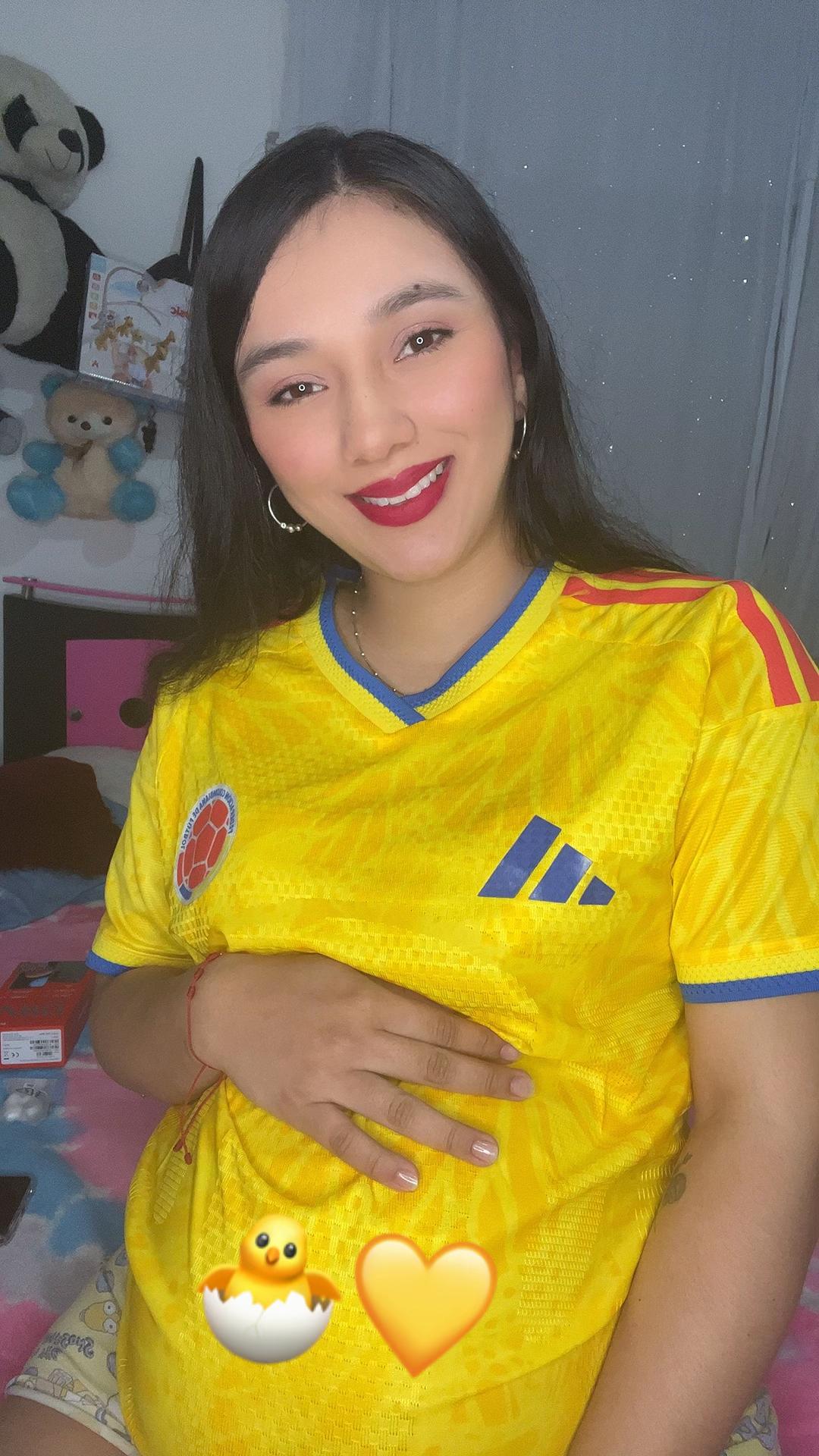 @Ximena C. 🤍