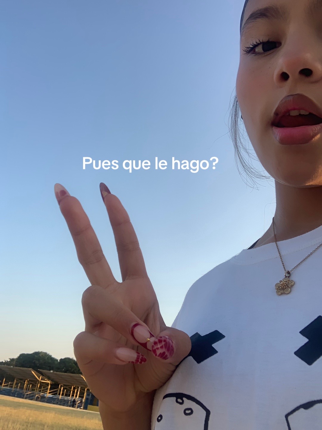 @👻