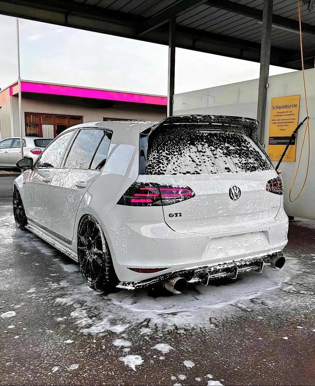 @off.