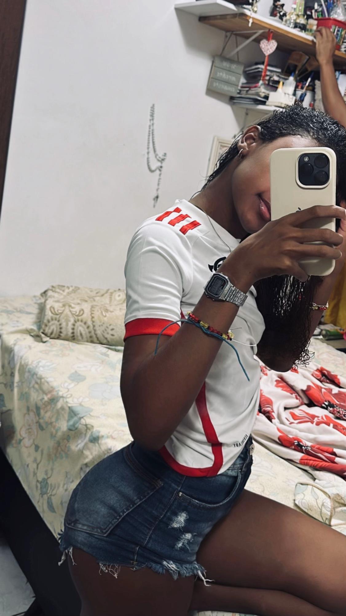 @anavivii_0