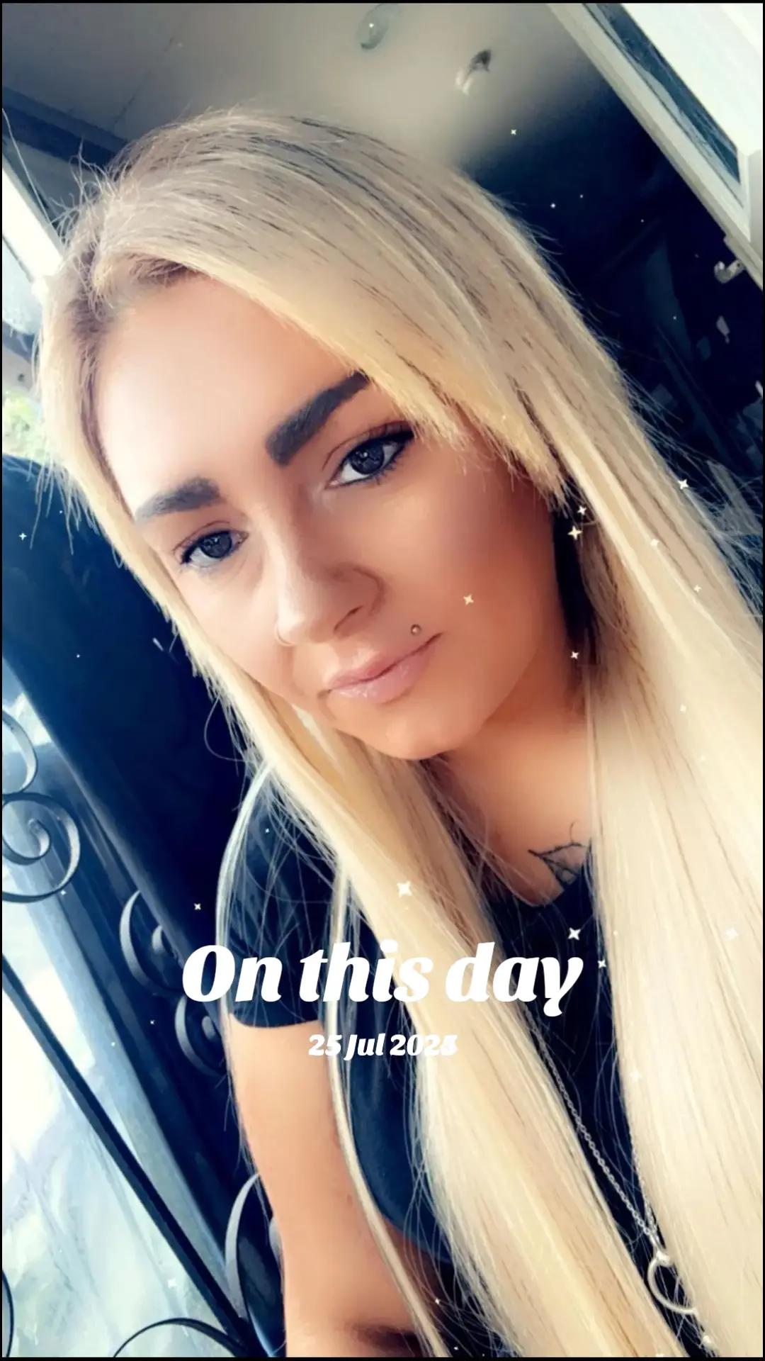 @๐Queen-Emz87๐