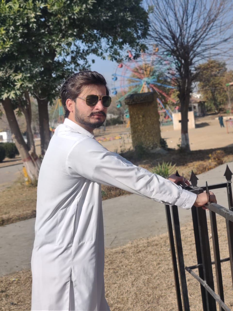 @👑&diams;⪼Ａｌｉ⪻&diams;👑
