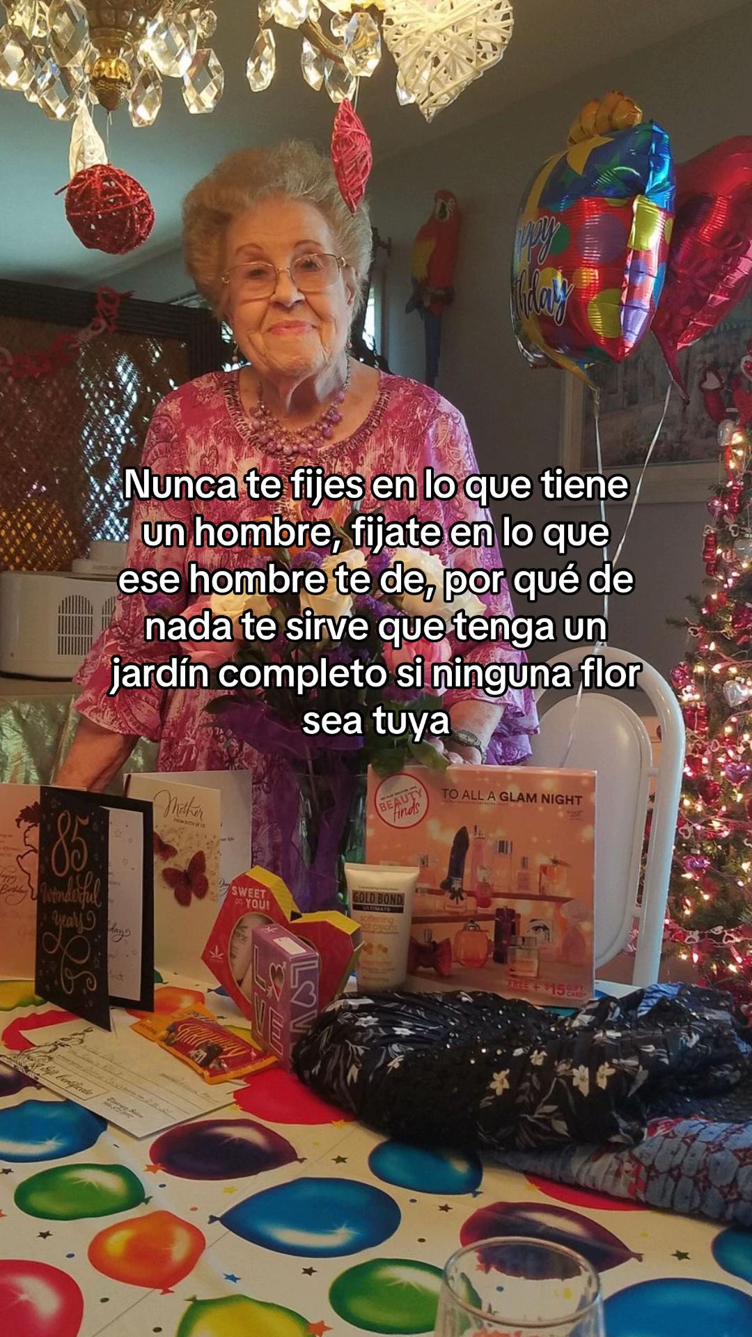 @kattymontoyaa
