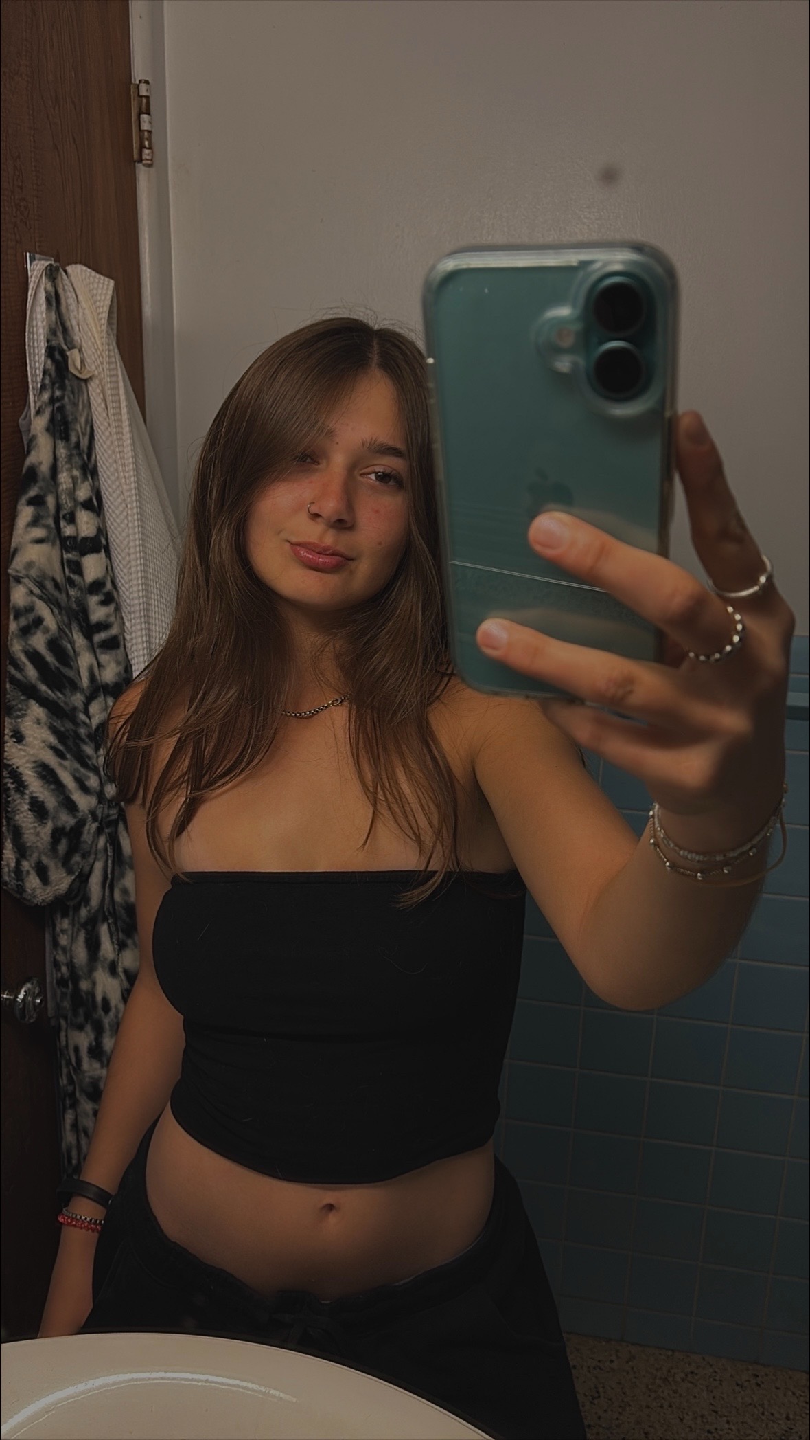 @erinshore1