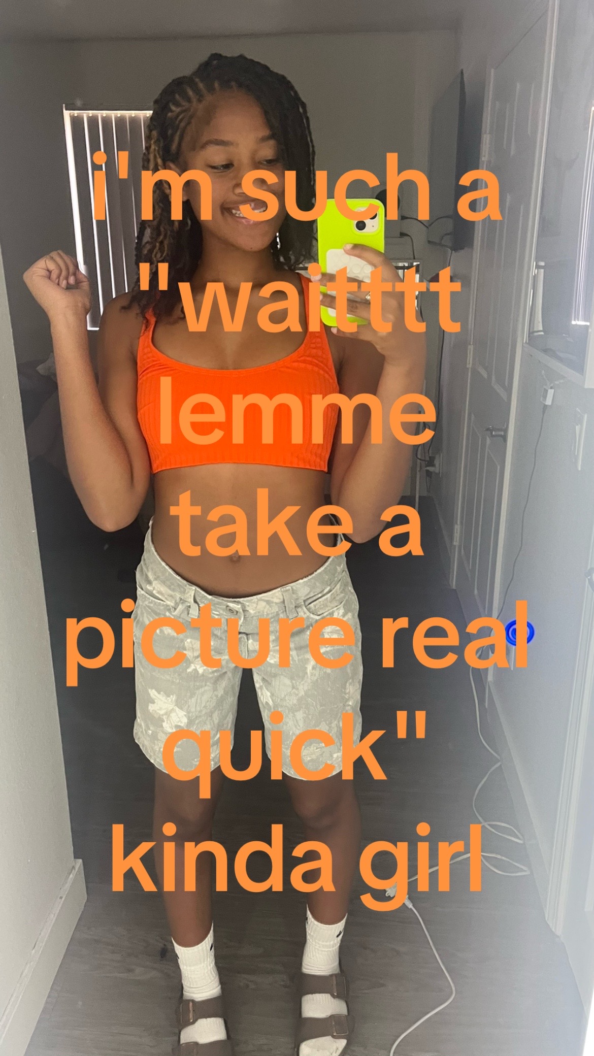 @femalesmurk