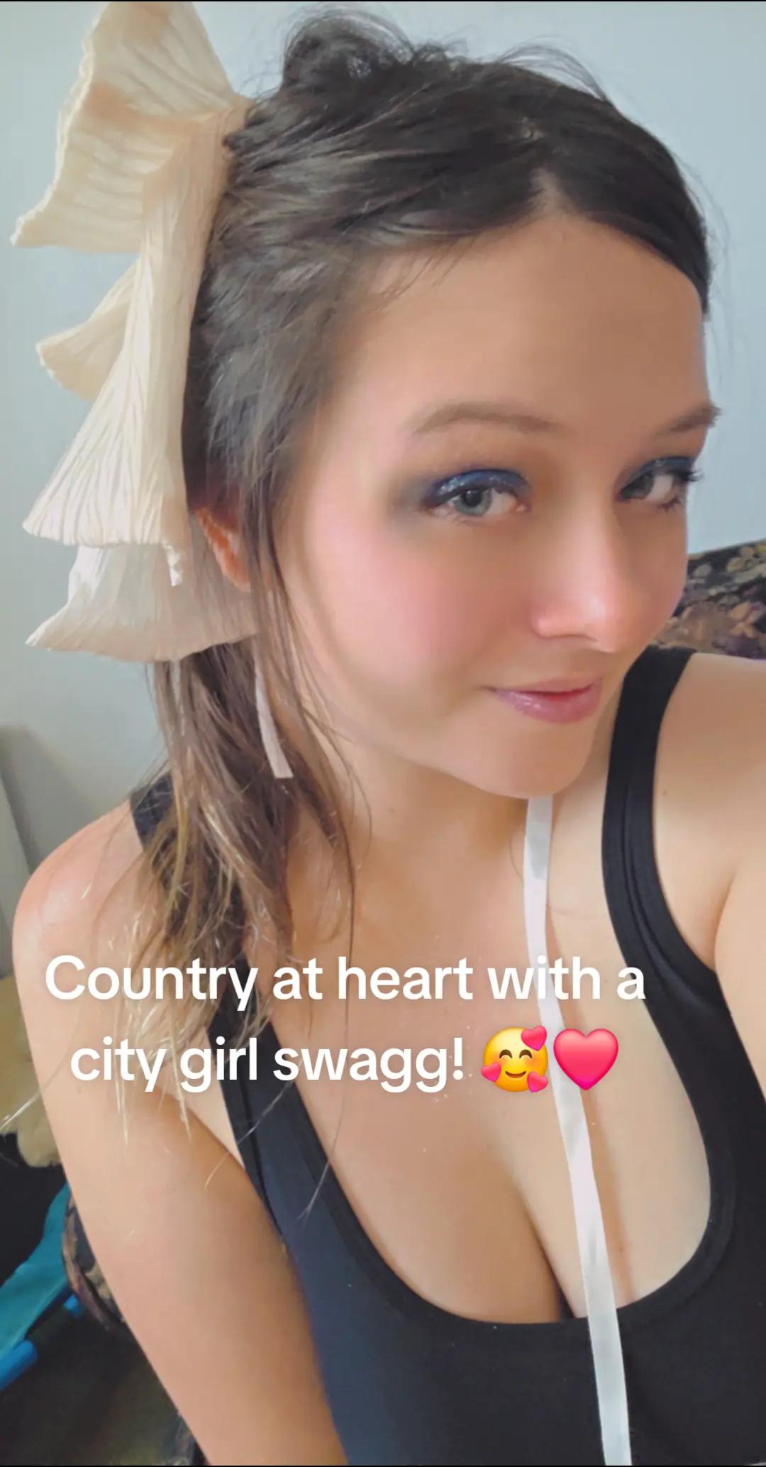 @ChelseaNicole1993
