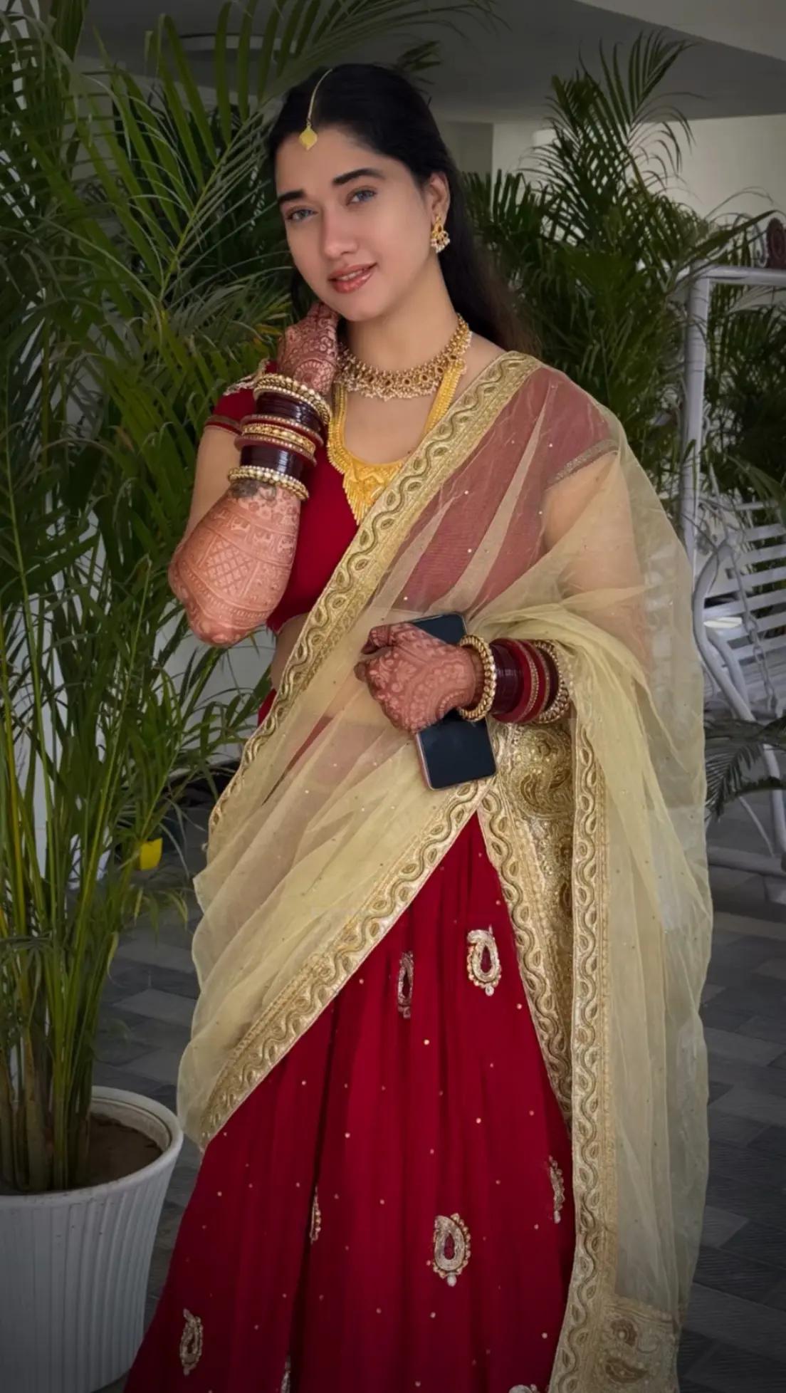 @glowing_Preet_
