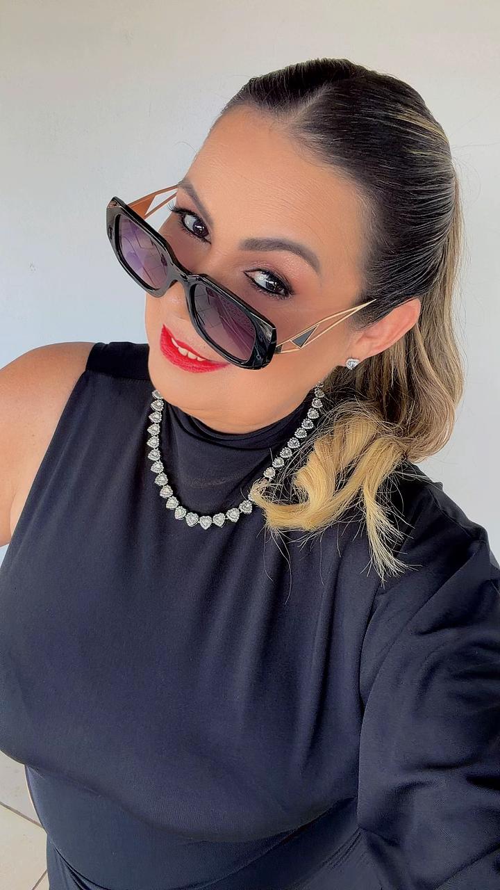@Fᥣᥲ́᥎ιᥲ Pᥲᥴhᥱᥴ᥆ ♡