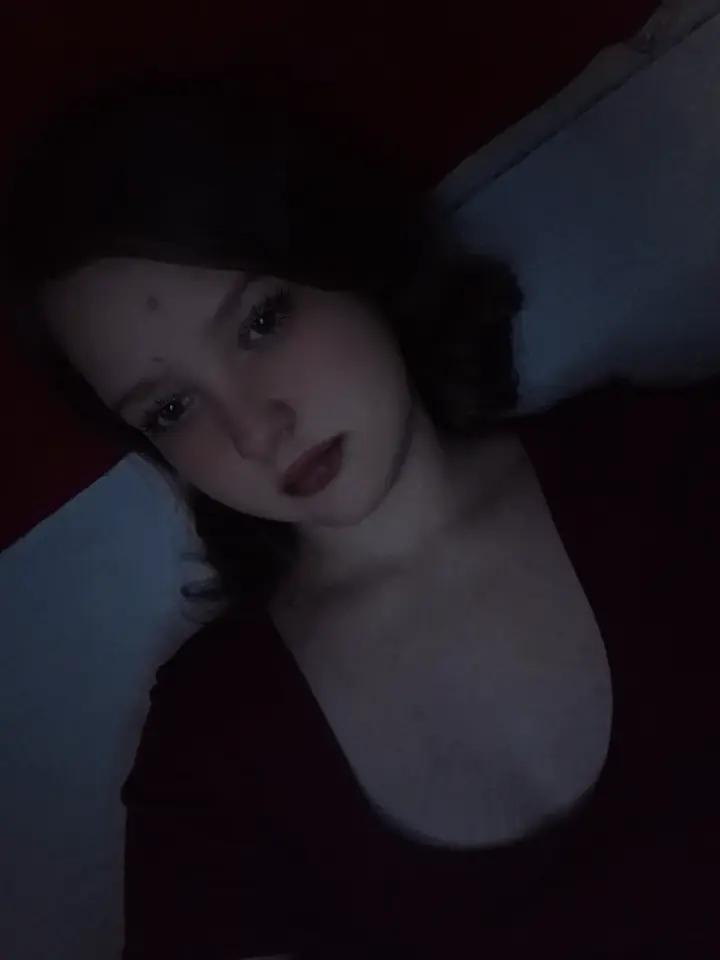 @♡︎ 𝚗 𝚒 𝚔 𝚊 ♡︎
