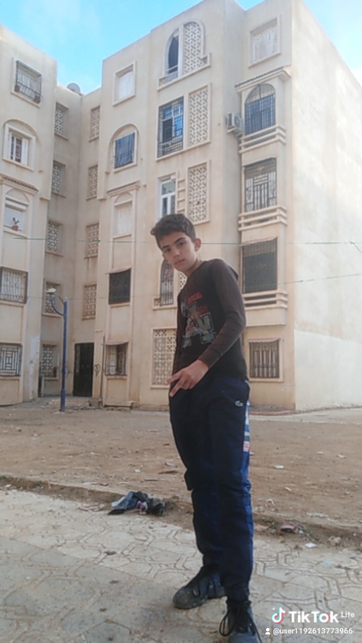 @عاشور لؤي