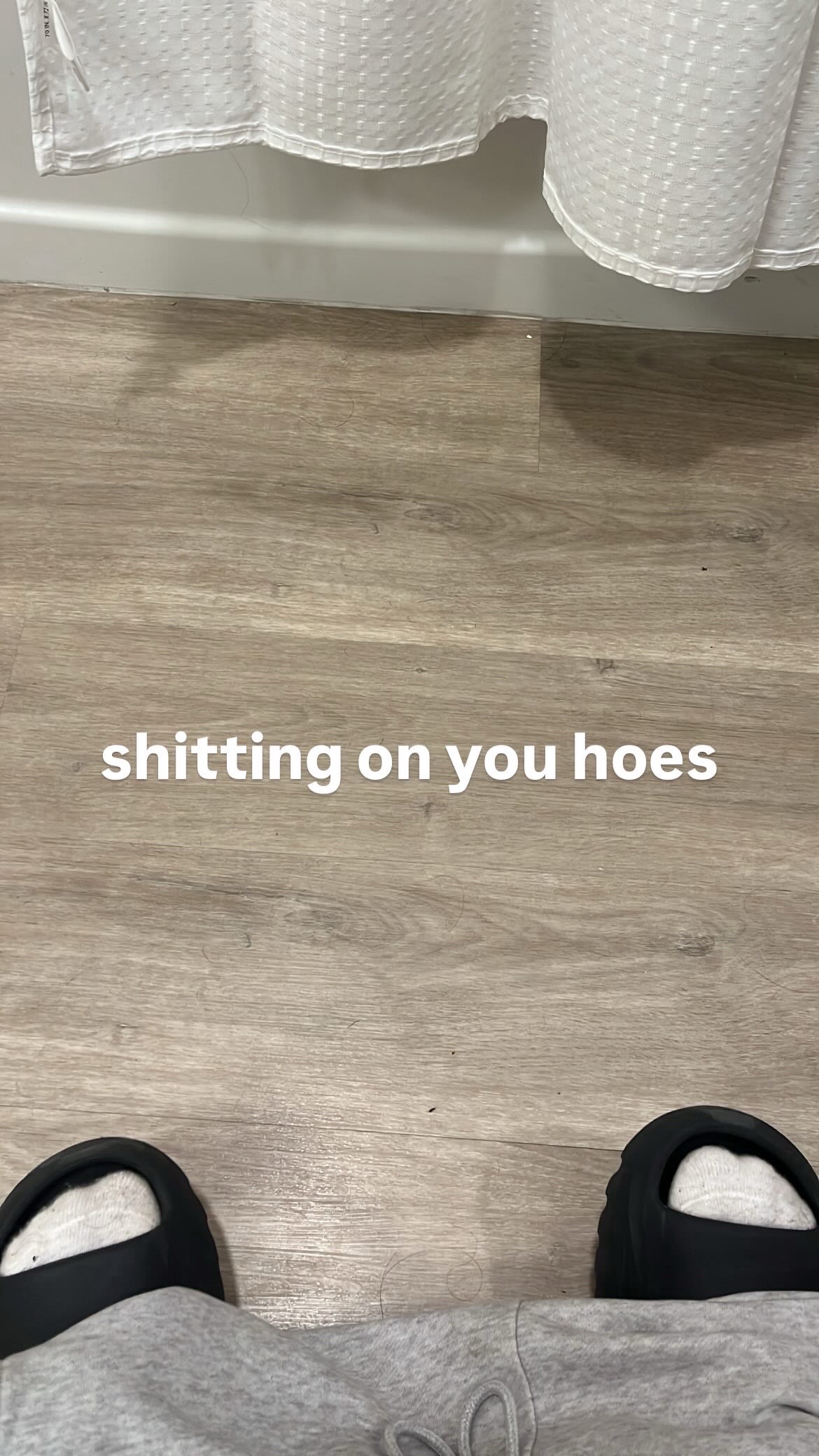 @_.e1021